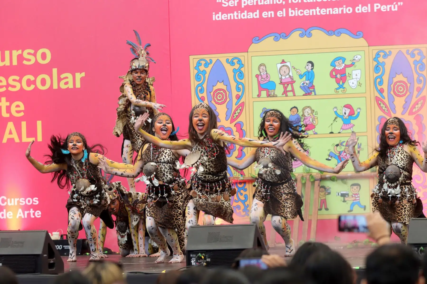 El Museo de Arte de Lima ( MALI) celebró el cierre de inscripciones para el XX Concurso Interescolar de Arte, logrando un nuevo récord de participación con más de 4,000 estudiantes inscritos.
Foto: ANDINA / Lino Chipana