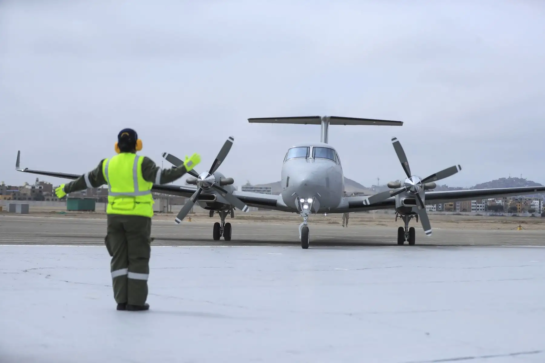 La señora Presidenta de la República participó en la Ceremonia de presentación de la Aeronave Beechraft King Air 360C, que se realizará en la Base Aérea “Las Palmas”. Foto: ANDINA/ Prensa Presidencia