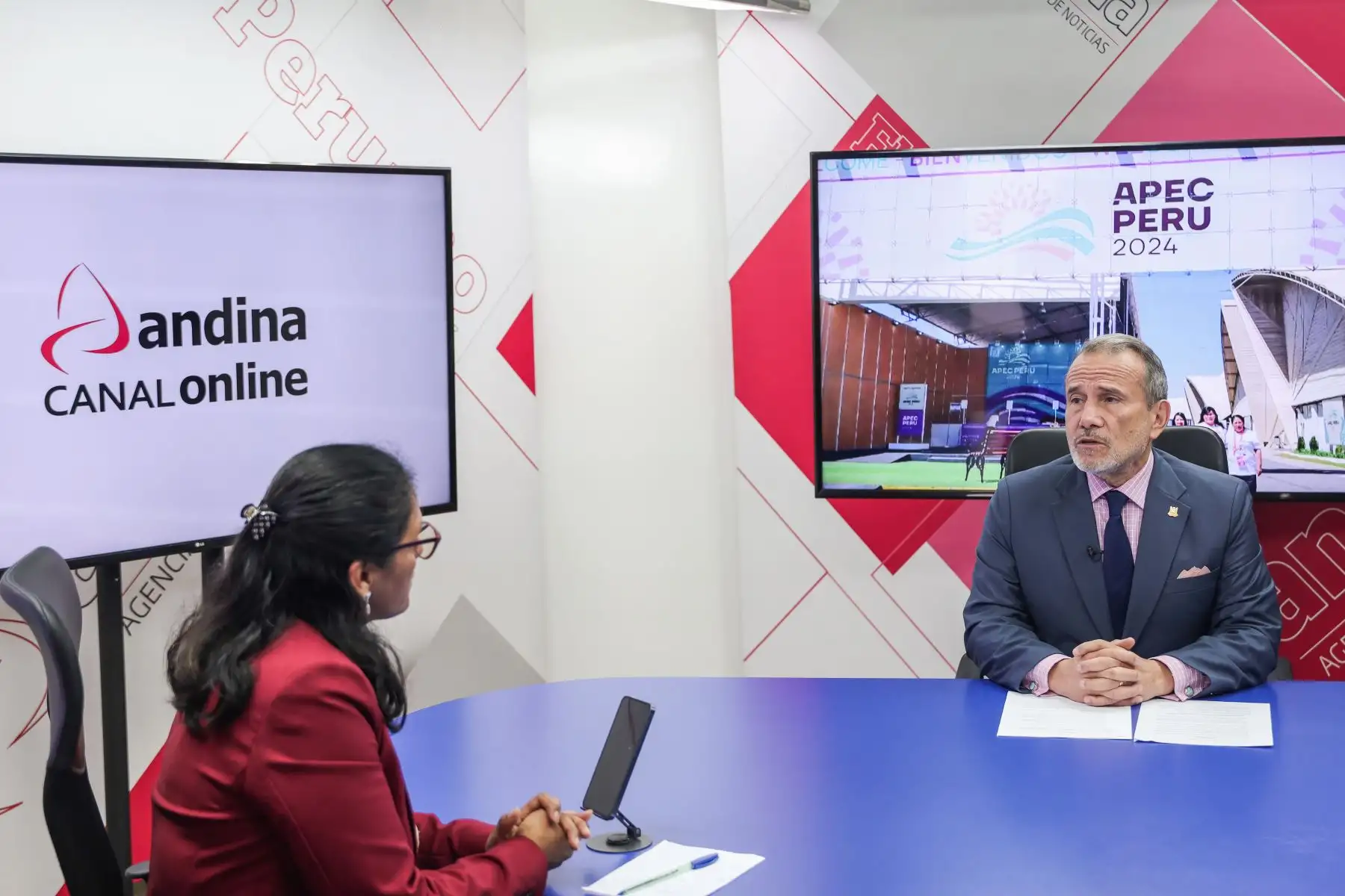 Entrevista al Canciller Elmer Schialer en el programa Andina al Día de Andina Canal Online, a propósito de las expectativas del Perú como país anfitrión del foro APEC Perú 2024. Foto: ANDINA/ Connie Calderon