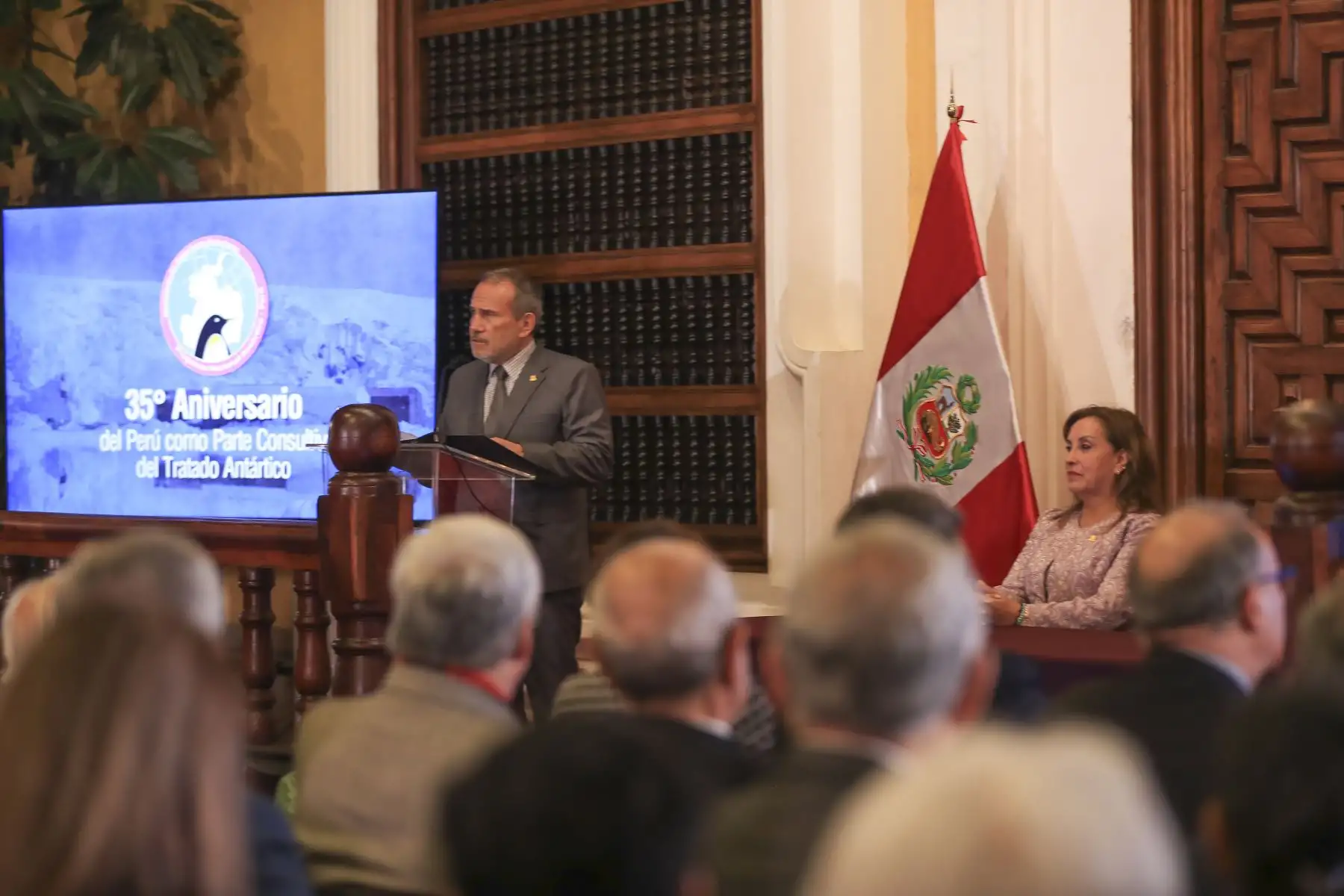 Ceremonia por el 35° Aniversario del Perú como Parte Consultiva del Tratado Antártico12.
Foto: ANDINA/ Prensa Presidencia