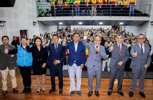 Los participantes lograron reforzar sus conocimientos y capacidad de respuesta frente a esta actividad delictiva, a fin de proteger a los vecinos olivenses, a sus familias y a ellos mismos. Foto: Mininter.