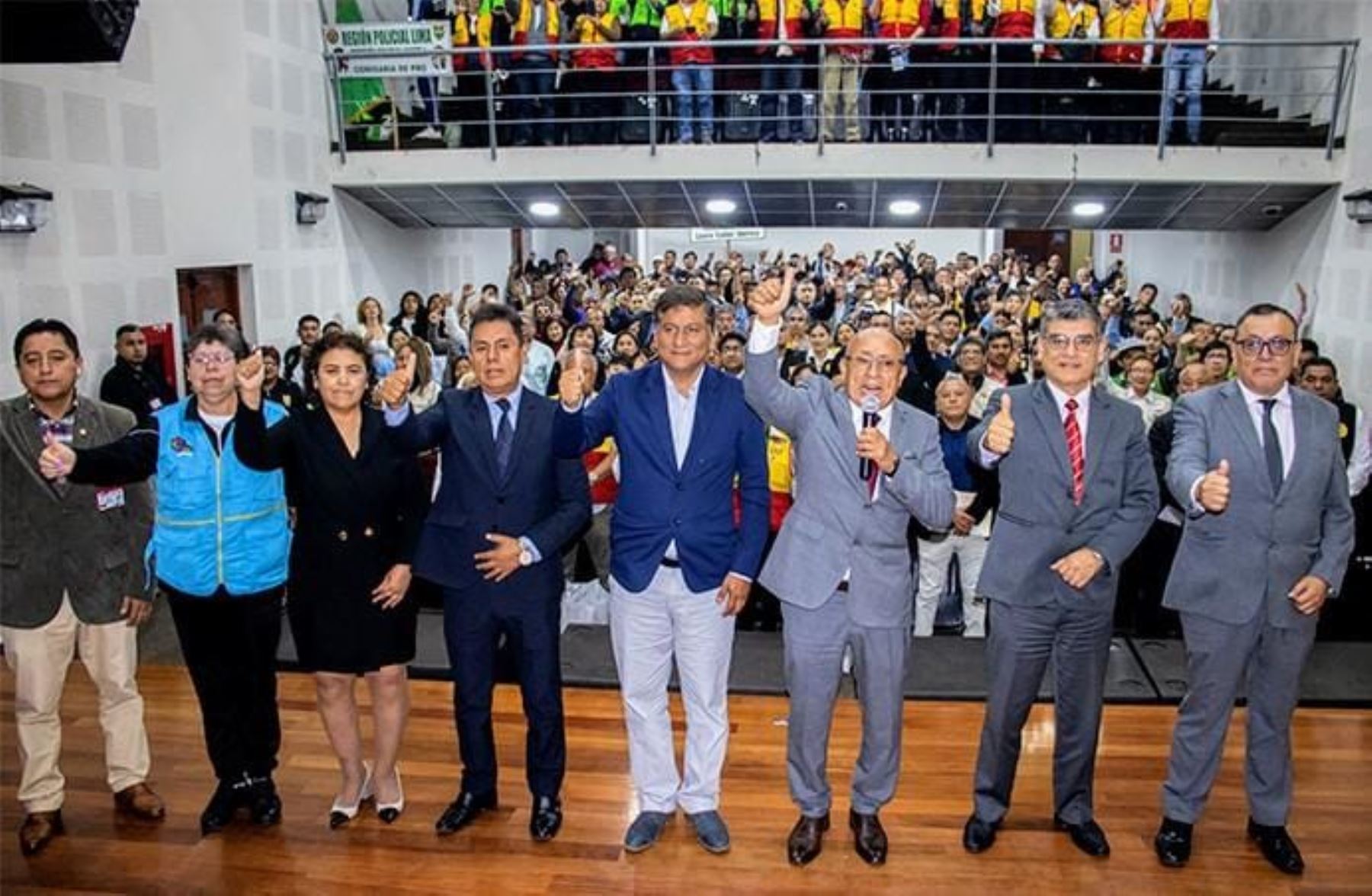 Los participantes lograron reforzar sus conocimientos y capacidad de respuesta frente a esta actividad delictiva, a fin de proteger a los vecinos olivenses, a sus familias y a ellos mismos. Foto: Mininter