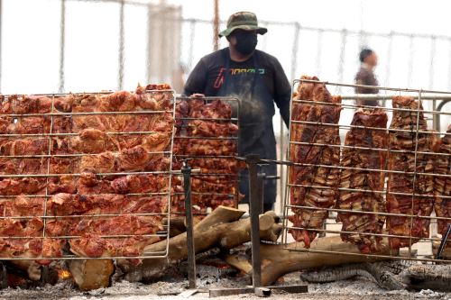 Con gran éxito se desarrolla la feria gastronómica Perú Mucho Gusto Lima 2024 en la explanada de  la Costa Verde