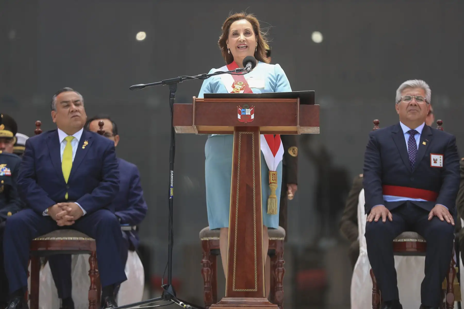 La jefa de Estado, Dina Ercilia Boluarte Zegarra, participa en la ceremonia por el natalicio del coronel Francisco Bolognesi y el Día del Soldado Peruano. Foto: ANDINA/Prensa Presidencia