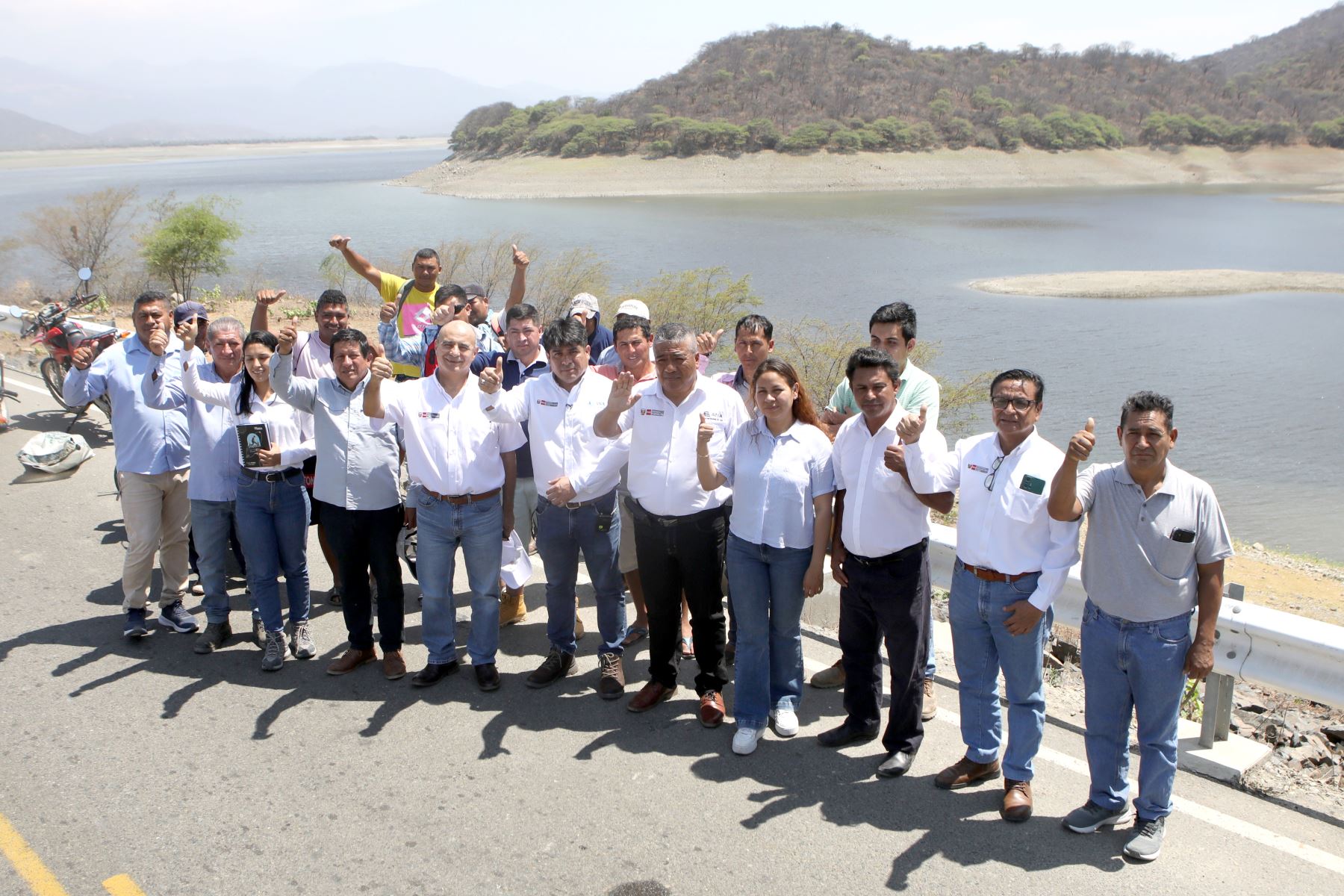 El jefe de la ANA, José Musayón, recorrió el reservorio de San Lorenzo, región Piura. Foto: ANDINA/ANA