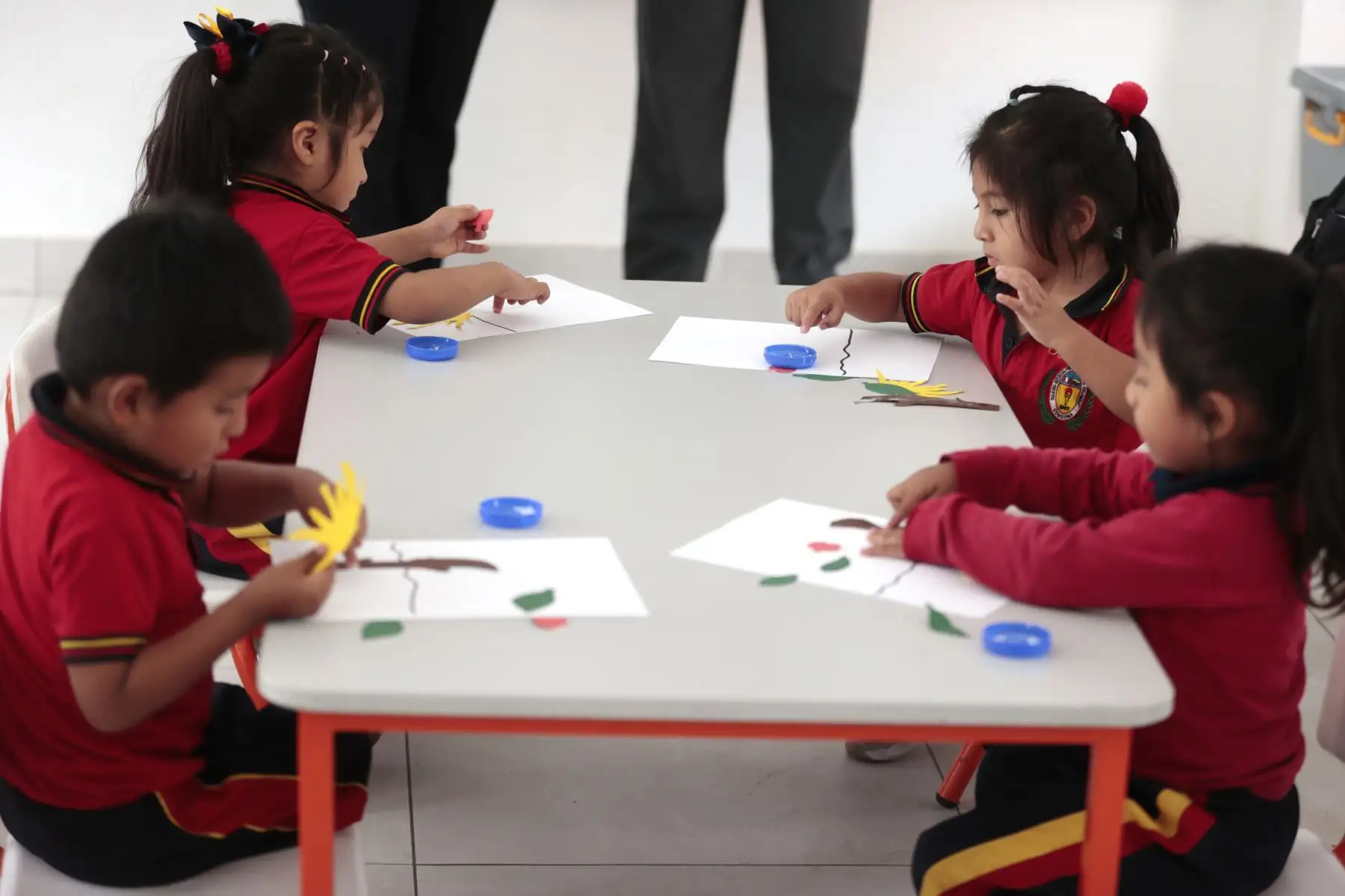 Power China firmó un acuerdo con la autoridad de reconstrucción de Perú de la demolición, diseño y construcción de nuevos edificios escolares, así como del suministro e instalación de equipos docentes. Foto: ANDINA/ Vidal Tarqui