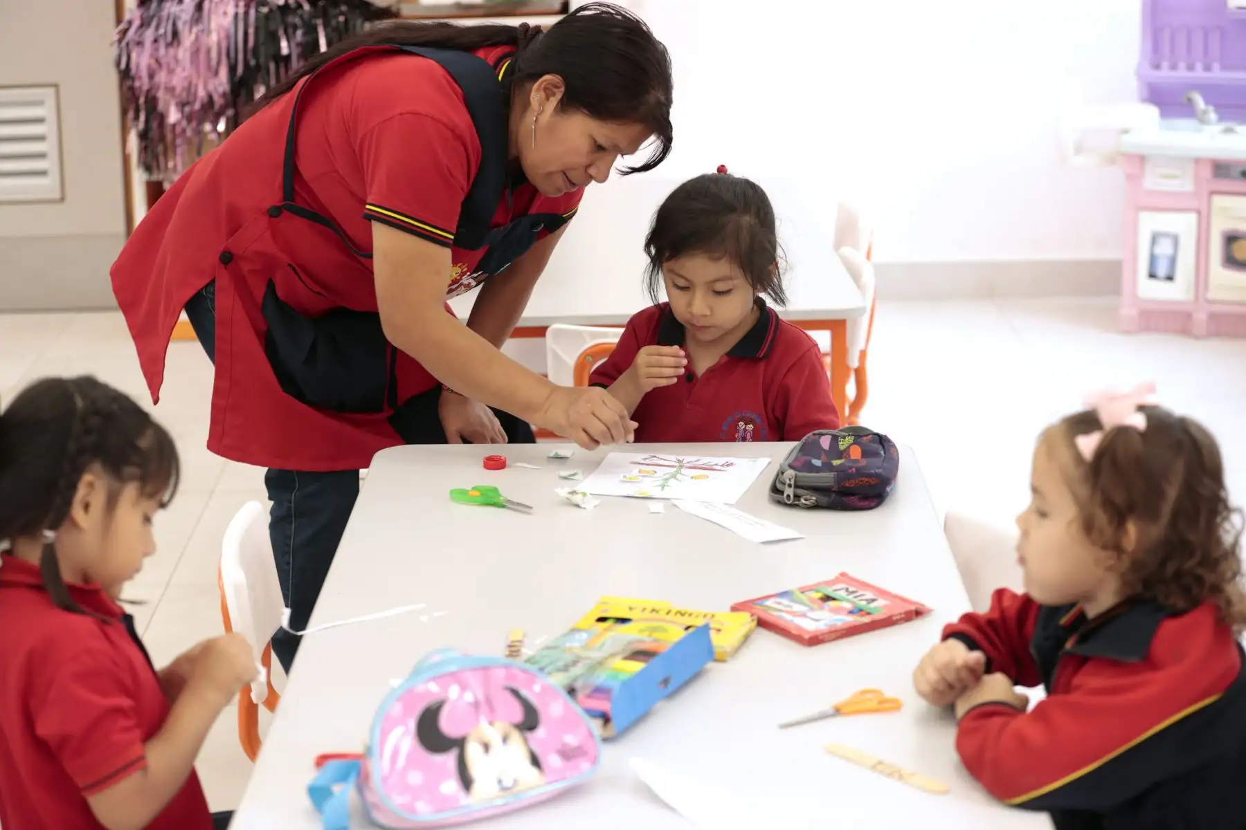 Power China firmó un acuerdo con la autoridad de reconstrucción de Perú de la demolición, diseño y construcción de nuevos edificios escolares, así como del suministro e instalación de equipos docentes. Foto: ANDINA/ Vidal Tarqui