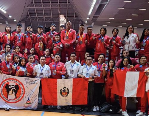 Las selecciones de mayores y menores de Kick boxing brillaron en la capital chilena