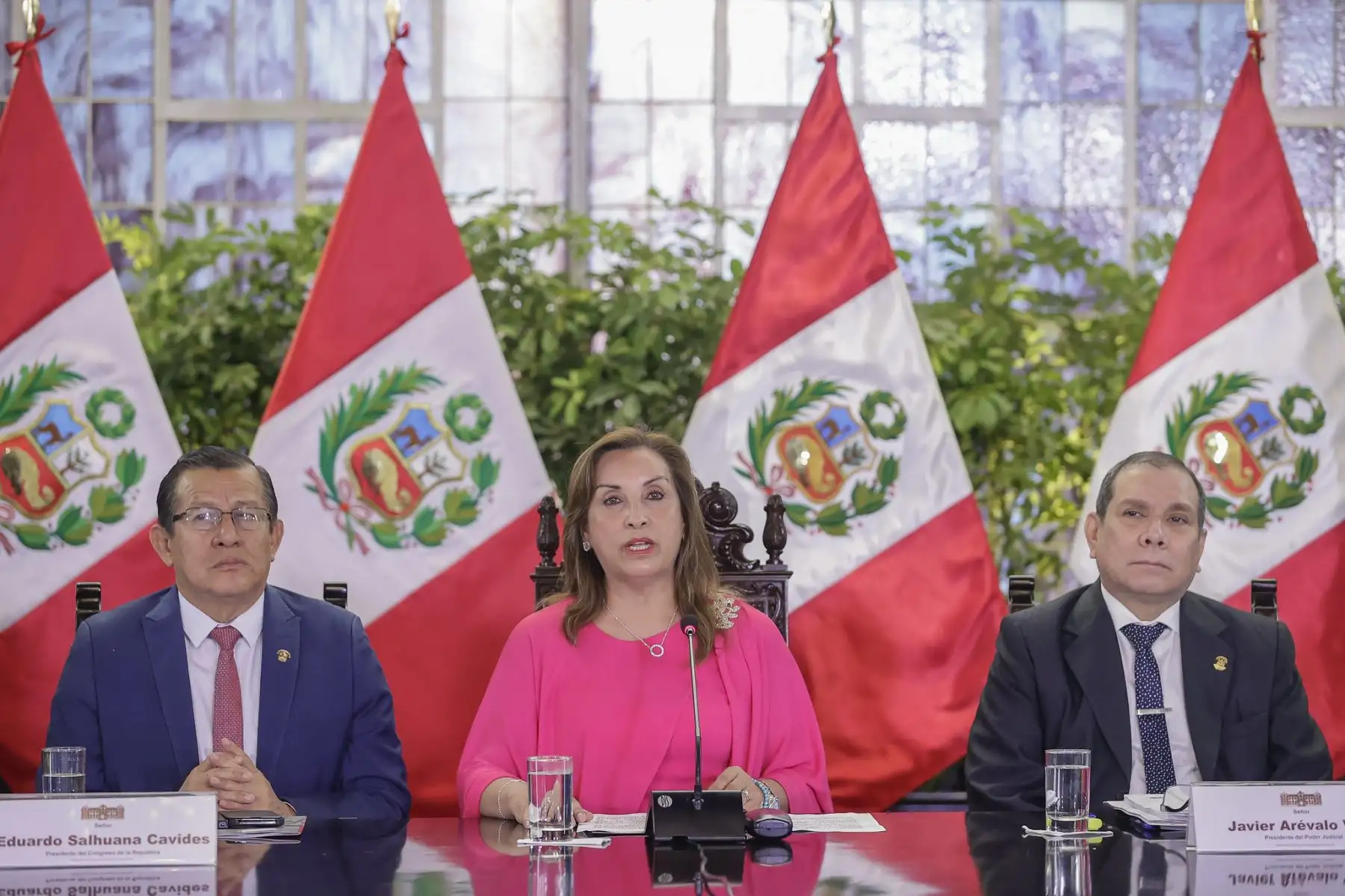 La Presidenta de la República, Dina Boluarte, lidera la sesión del Consejo de Estado, con la finalidad de coordinar medidas para intensificar la lucha contra la inseguridad ciudadana.
Foto: ANDINA/Prensa Presidencia
