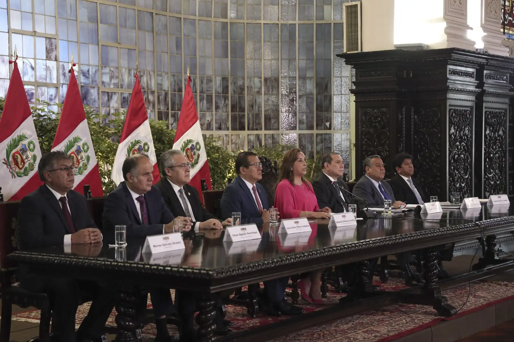 La Presidenta de la República, Dina Boluarte, lidera la sesión del Consejo de Estado, con la finalidad de coordinar medidas para intensificar la lucha contra la inseguridad ciudadana.
Foto: ANDINA/Prensa Presidencia