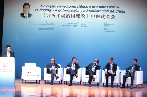 Embajada de China en Perú organiza coloquio de lectores chinos y peruanos sobre la edición en español de Xi Jinping: La gobernación y administración de China