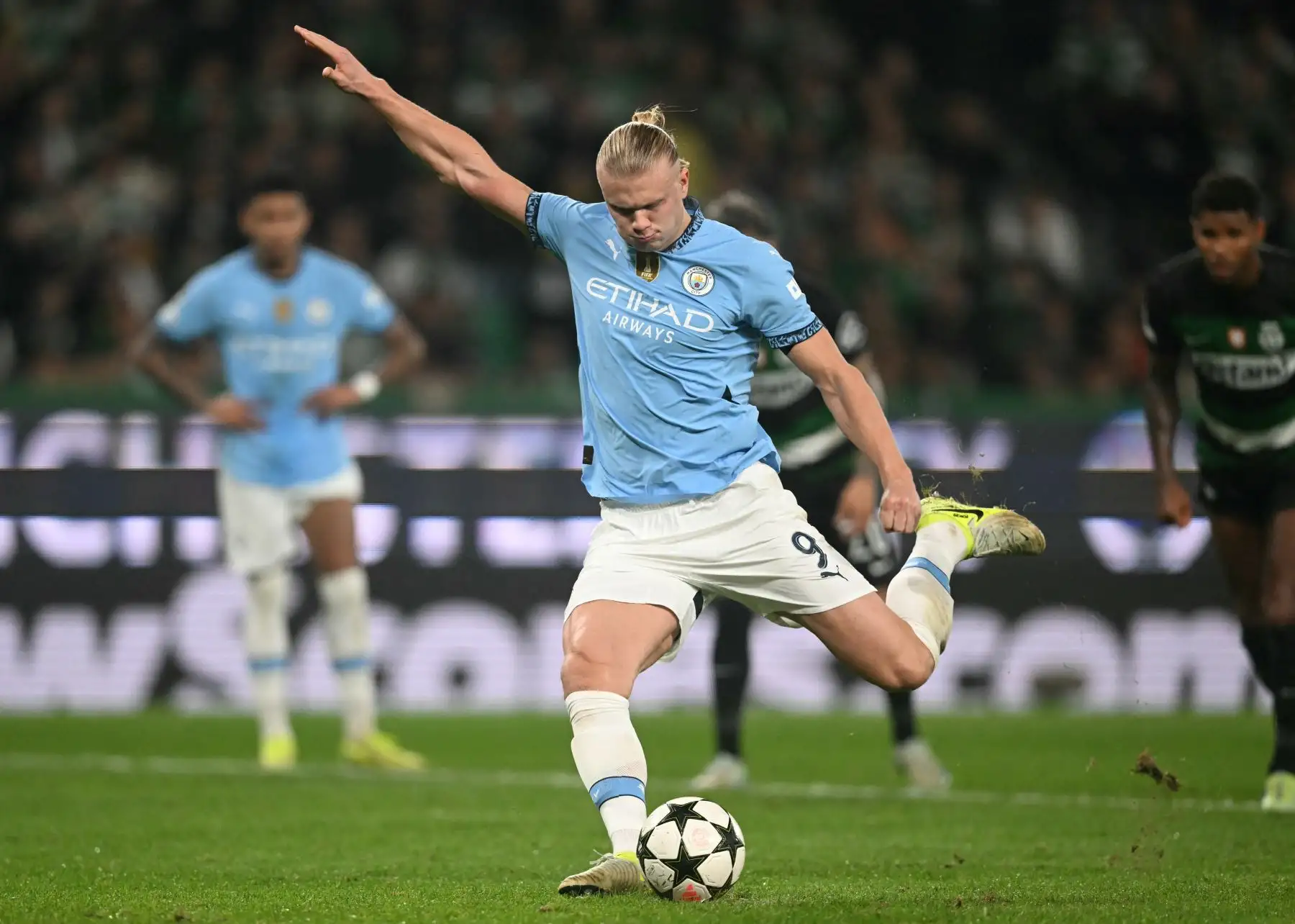 Tras sufrir en la primera parte, el Sporting llegó a la segunda mitad con ganas de revancha y se puso por delante a los pocos segundos de comenzar la segunda mitad. Foto: AFP