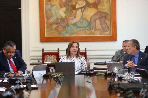 Reunión de miembros del gabinete ministerial con la Presidenta de la República. ANDINA/Prensa Presidencia