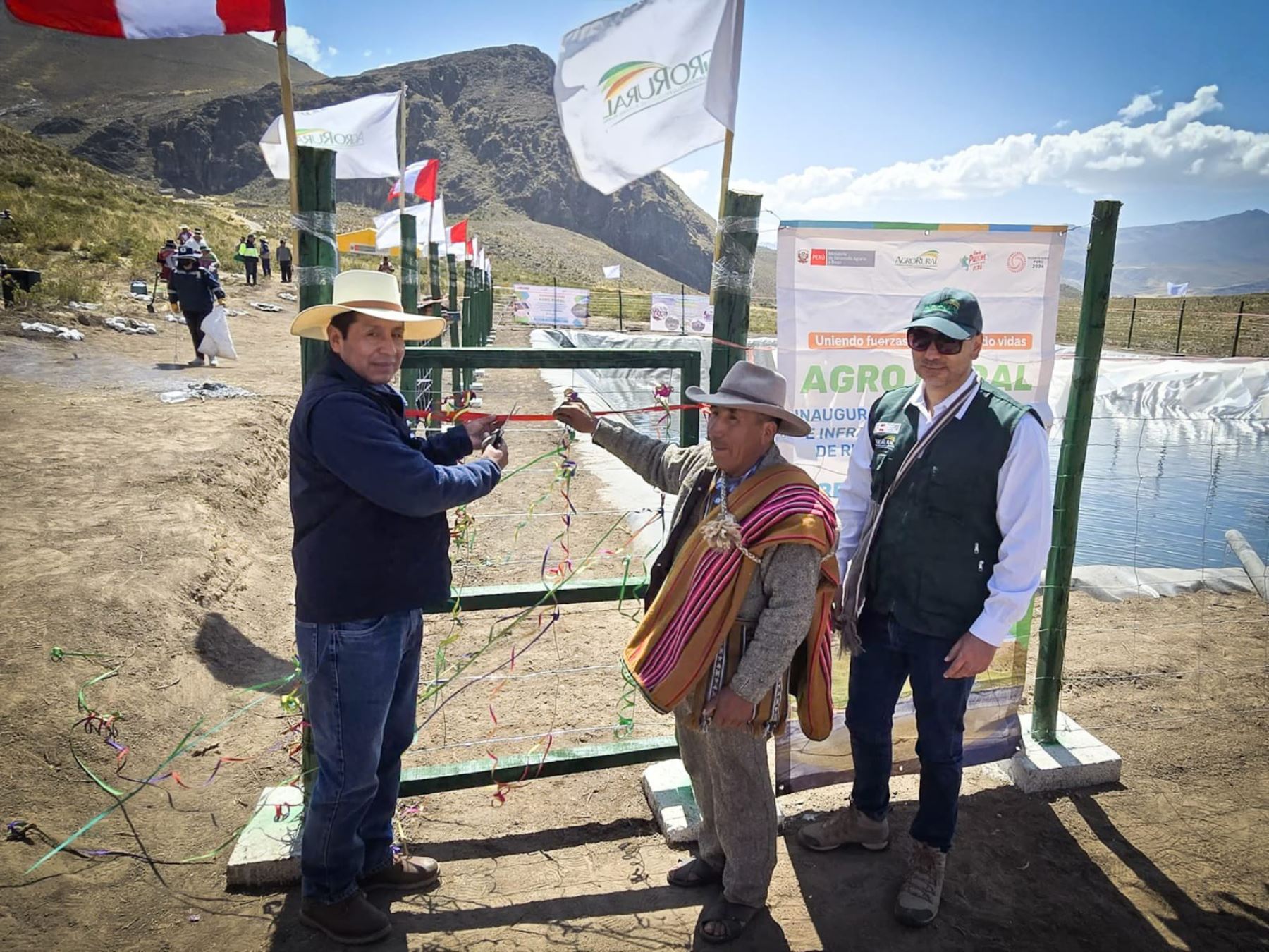 El programa Agro Rural inauguró un nuevo reservorio de agua que beneficia a los productores agrícolas de distrito de Orcopampa, ubicado en la provincia de Castilla, región Arequipa. ANDINA/Difusión