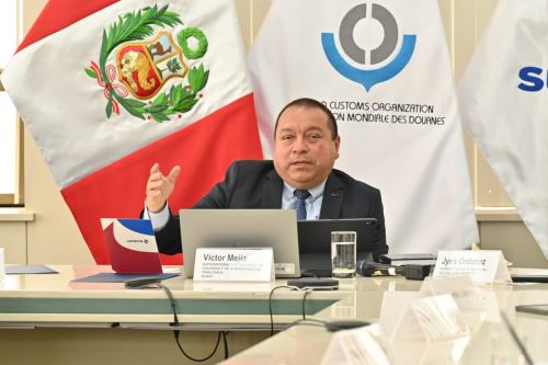 Superintendente Nacional de Aduanas y de Administración Tributaria, Victor Mejía,. ANDINA/Difusión