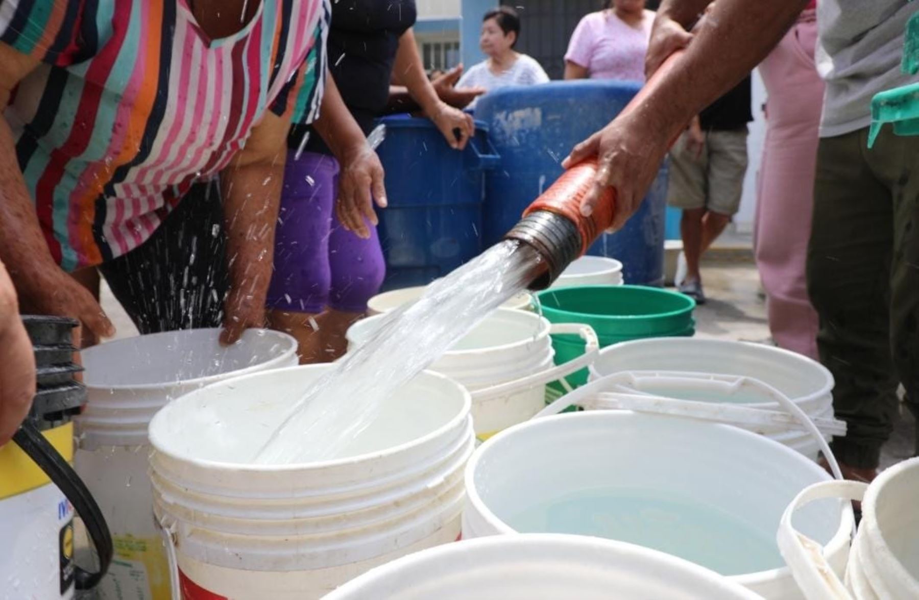 La EPS Grau cuenta con 21 camiones cisternas para garantizar el abastecimiento de agua potable a las poblaciones afectadas por la emergencia hídrica en la región Piura. ANDINA/Difusión