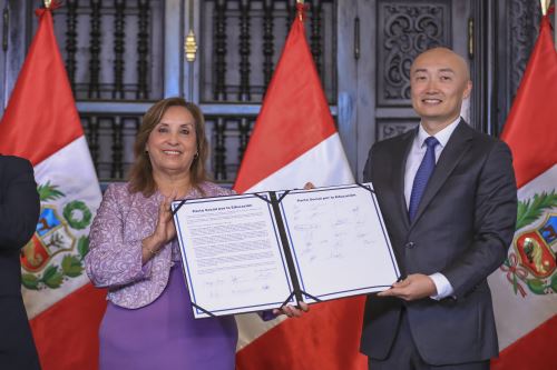 Presidenta llama a cruzada nacional para garantizar éxito de APEC Perú 2024