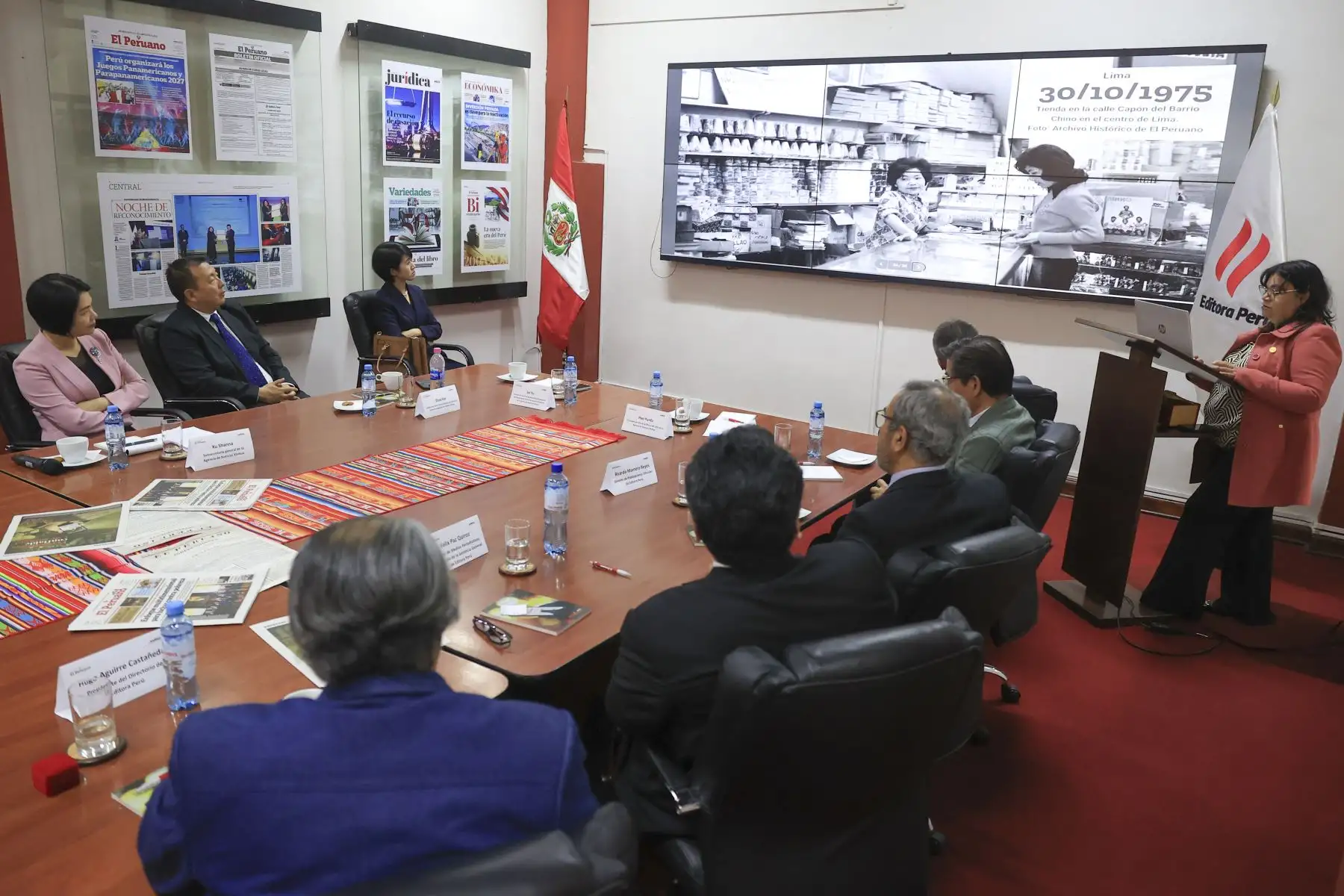 Representantes de la agencia de noticias Xinhua, visitaron las instalaciones de Editora Perú. Foto: ANDINA/Jhonel Rodríguez Robles
