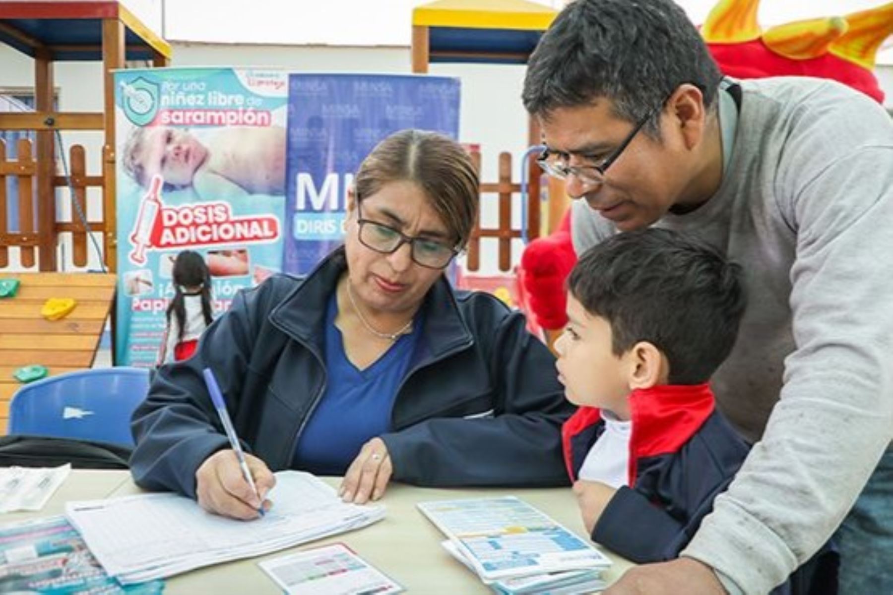 Vacunación contra el sarampión continuará durante la semana de actividades de APEC 2024. Foto: MINSA/Difusión.