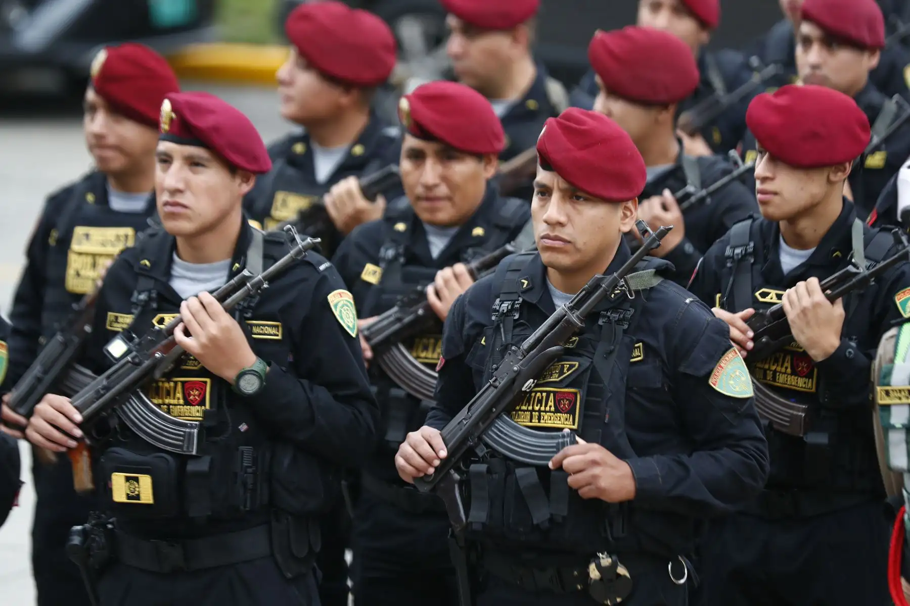 Integrantes de las Fuerzas Armadas y de la Policía Nacional se preparan para recibir a los mandatarios que llegaran para la semana de líderes del Foro de Cooperación Económica Asia-Pacífico, APEC 2024. Foto: ANDINA/ Daniel Bracamonte