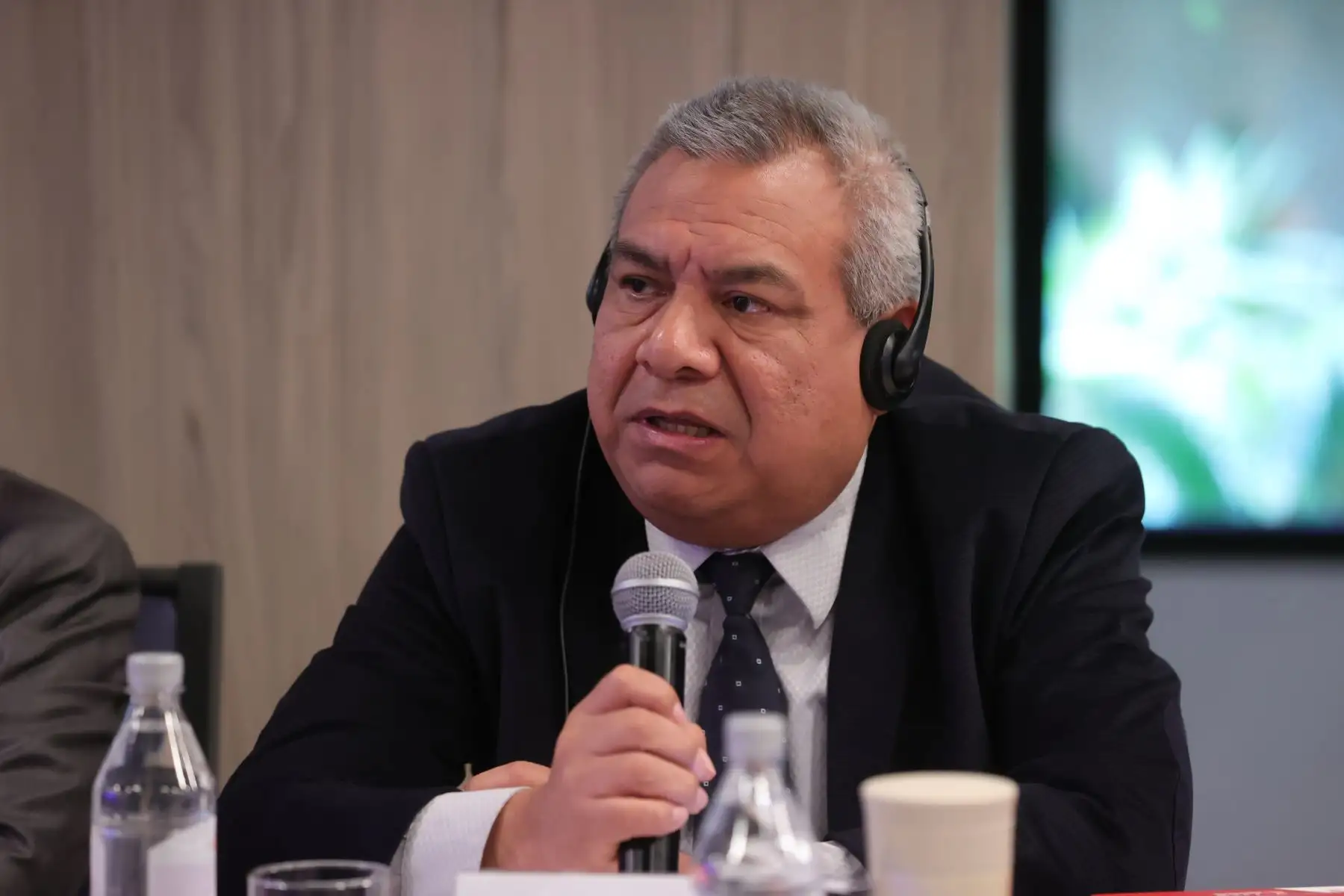 Periodistas de Editora Perú participan en el "Diálogo sobre la entrevista conjunta de la Cooperación de alta calidad de la Franja y la Ruta Diario del Pueblo y medios de comunicación peruanos". Foto: ANDINA/Melina Mejía