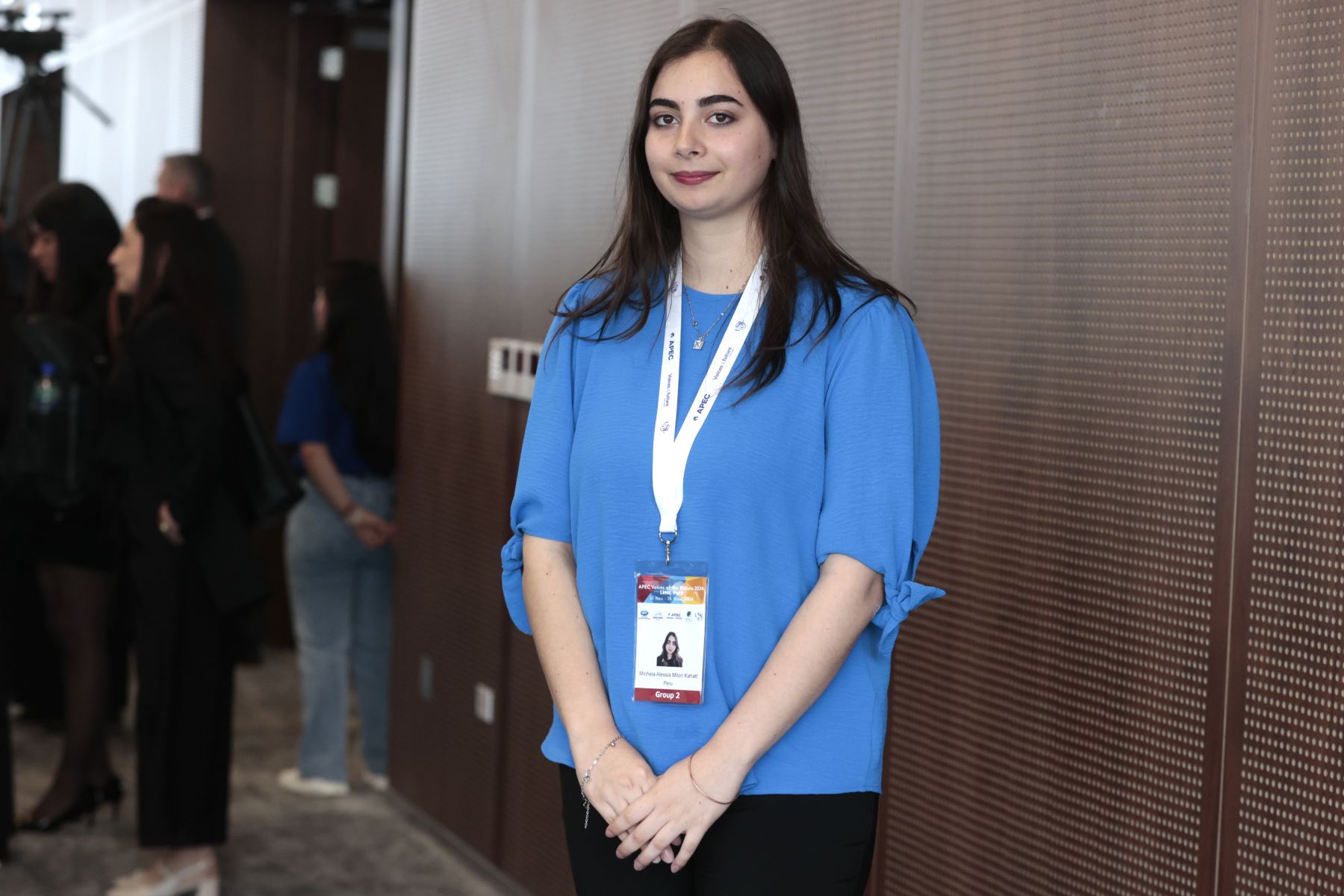 Michela Alessia Milon Kahatt, entrevista en la Universidad  San Ignacio de Loyola y el chair APEC iniciando el intercambio de conocimiento a través de presentaciones de invitados y delegados de Jóvenes de 21 economías en APEC 2024. 
Foto: ANDINA/Vidal Tarqui