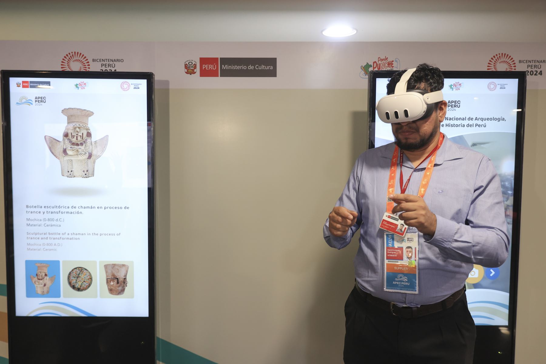 Culturas peruanas se muestran a través de la tecnología de realidad virtual en las instalaciones del APEC 2024. Foto: ANDINA/Jhonel Rodríguez Robles
