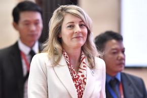 La ministra de Asuntos Exteriores de Canadá, Mélanie Joly, viaja este martes a Chile antes de participar del 13 al 15 de noviembre en la cumbre del Foro de Cooperación Económica Asia Pacífico (APEC).Foto: AFP