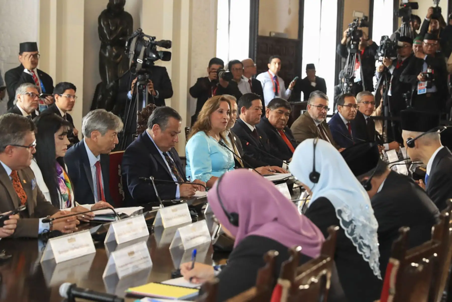 La presidenta de la república, Dina Boluarte, recibió al sultán de Brunéi Darussalam, su majestad Haji Hassanal Bolkiah, quien visita el Perú en visita de Estado. Foto: ANDINA/Prensa Presidencia