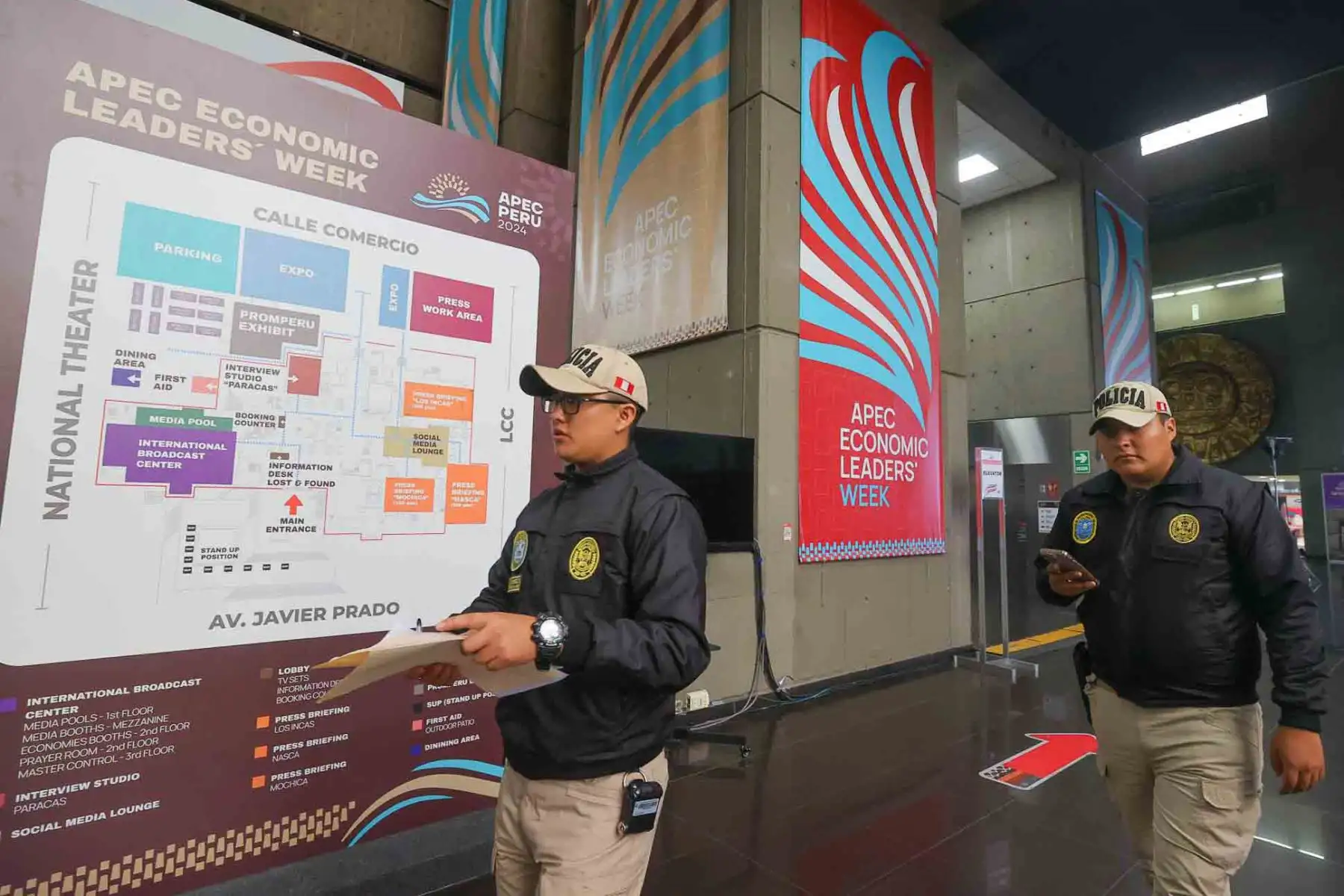 Durante la Semana de Líderes de APEC Perú 2024, las autoridades peruanas implementan rigurosas medidas de seguridad y tecnología avanzada para garantizar el desarrollo de las actividades. Foto: ANDINA/Carlos Lezama Villantoy