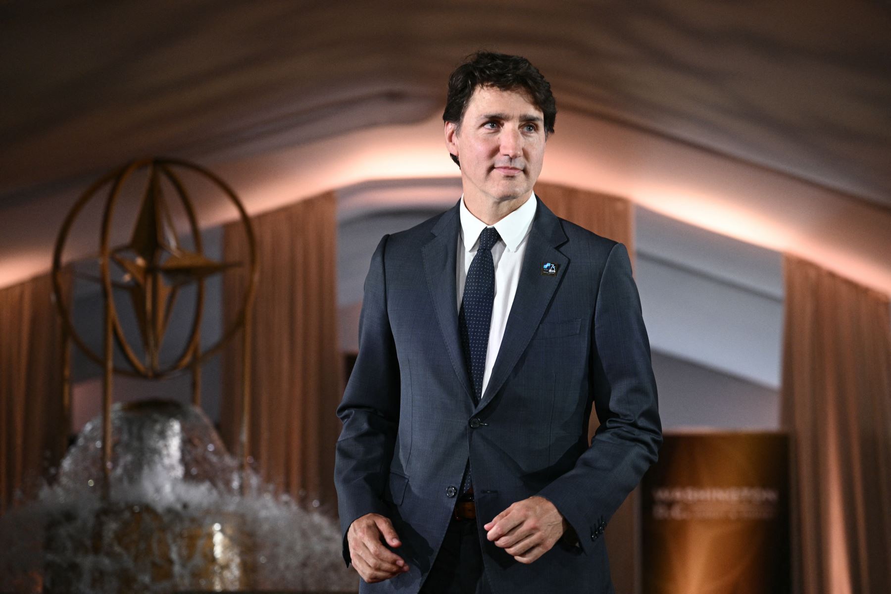 El primer ministro canadiense, Justin Trudeau, llega al evento de celebración del 75.º aniversario de la OTAN en el Auditorio Mellon de Washington, DC, el 9 de julio de 2024. AFP