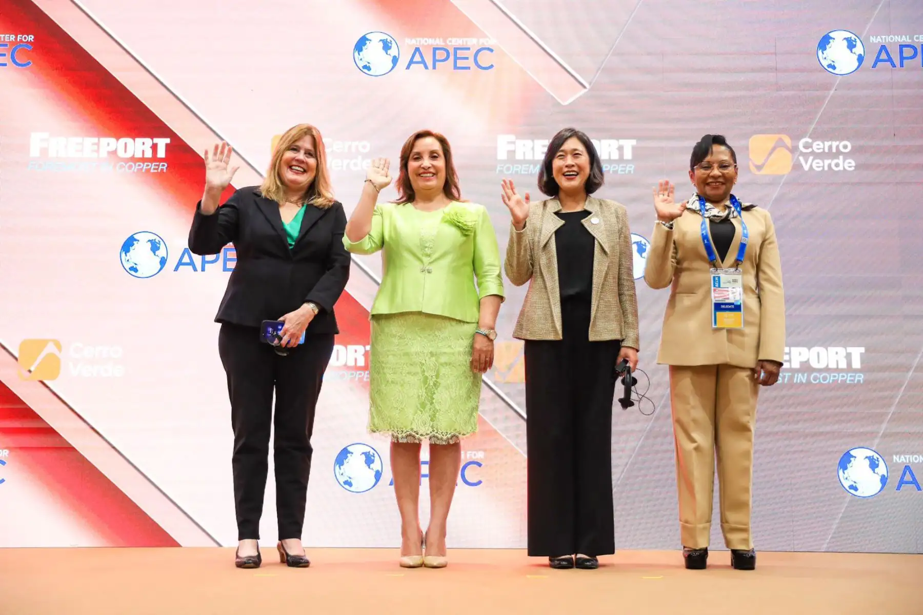 Presidenta Dina Ercilia Boluarte Zegarra participa en el evento de empoderamiento económico de las mujeres. Foto: ANDINA/Prensa Presidencia