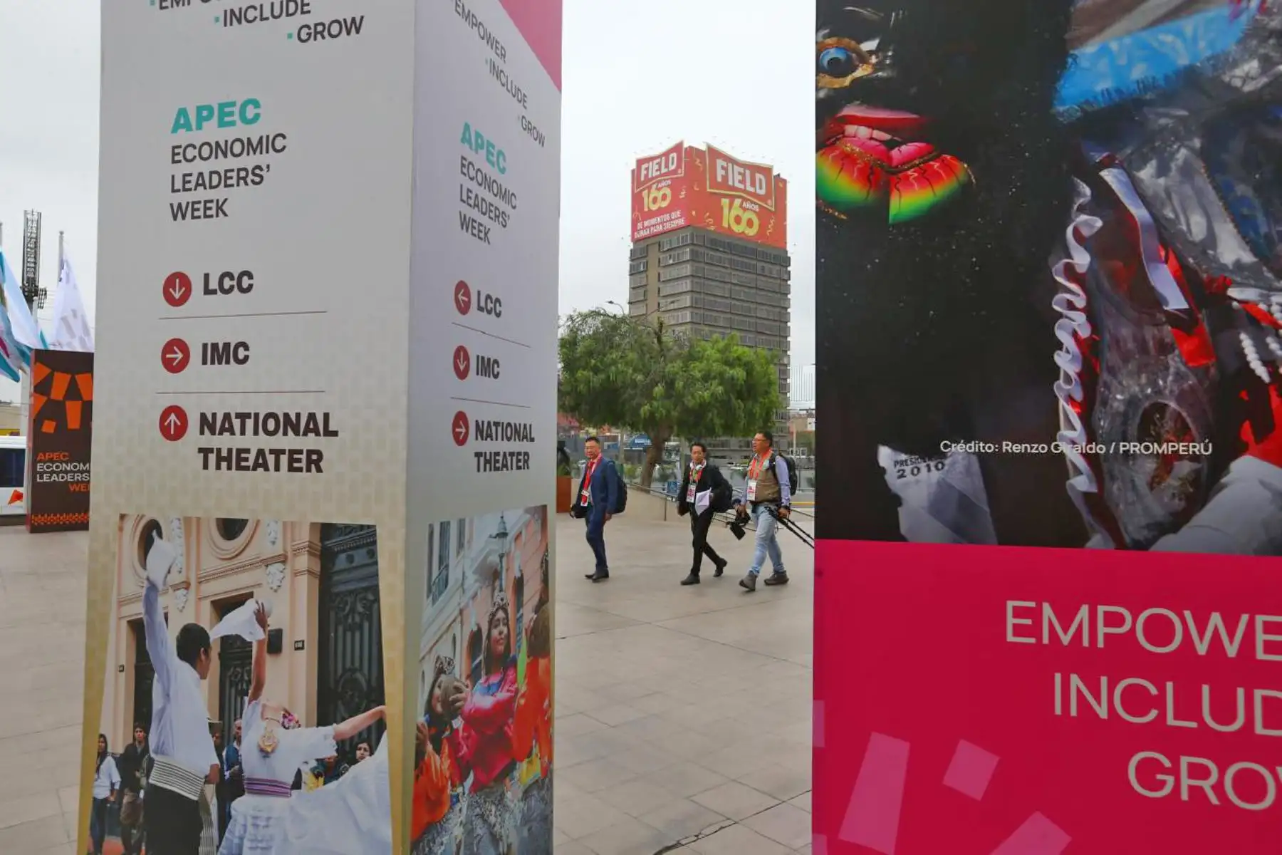 Policía Nacional, refuerza las medidas de seguridad en el Centro Internacional de Prensa APEC para garantizar la seguridad de los líderes y delegados participantes. Foto: ANDINA/Eddy Ramos