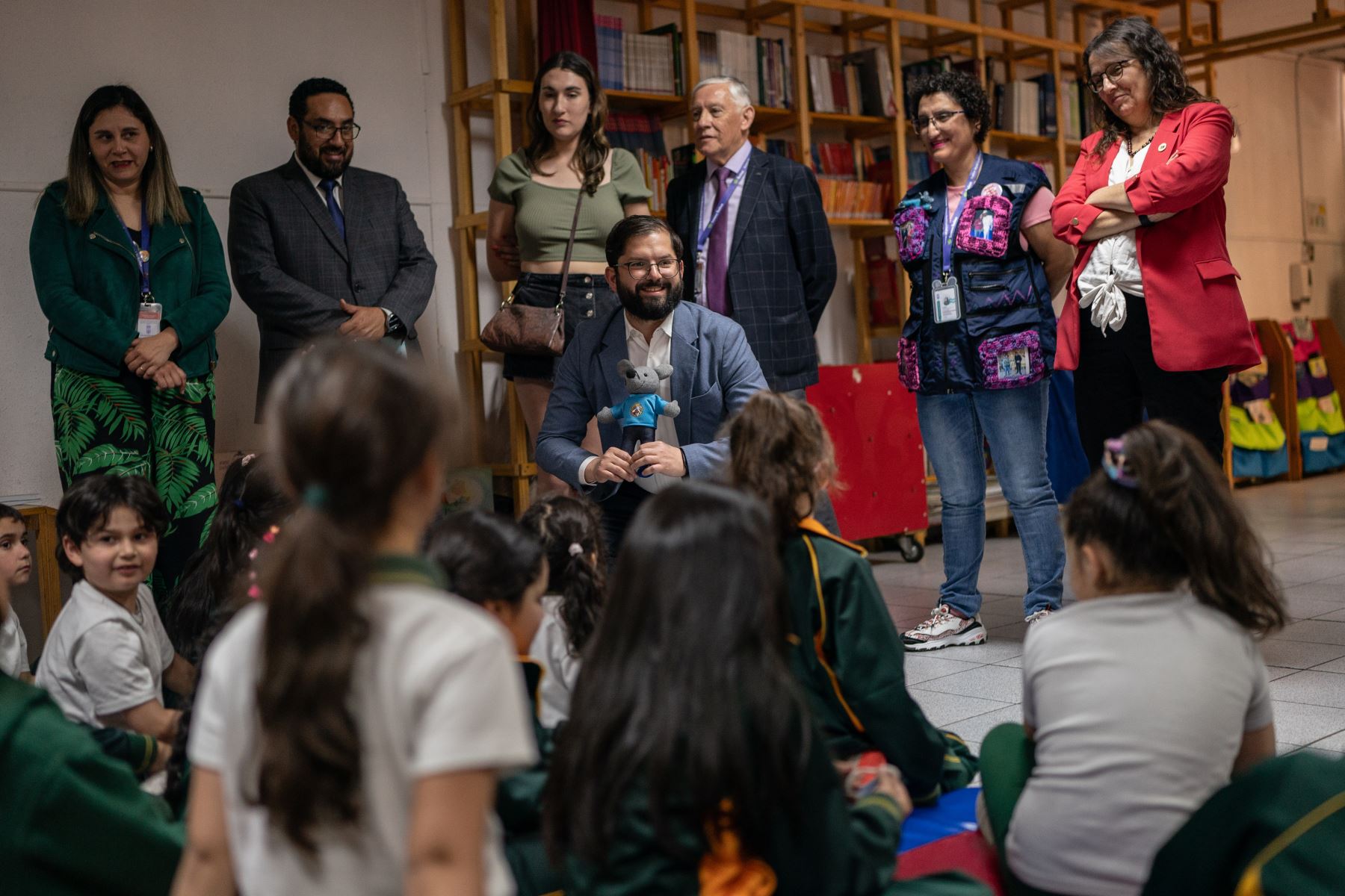 Presidente de la República, Gabriel Boric Font, encabeza la ceremonia de conmemoración de los 30 años del programa Centro de Lectura y Biblioteca Escolar (CRA) del Ministerio de Educación