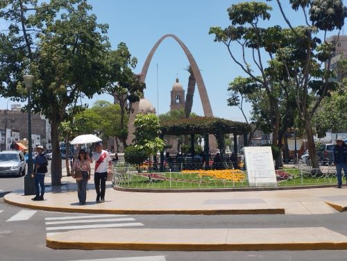 La ciudad de Tacna soporta desde hoy jueves 14 hasta el domingo 17 de noviembre un incremento de la temperatura y valores de radiación UV de nivel extremo, alertó el Senamhi. ANDINA/Difusión