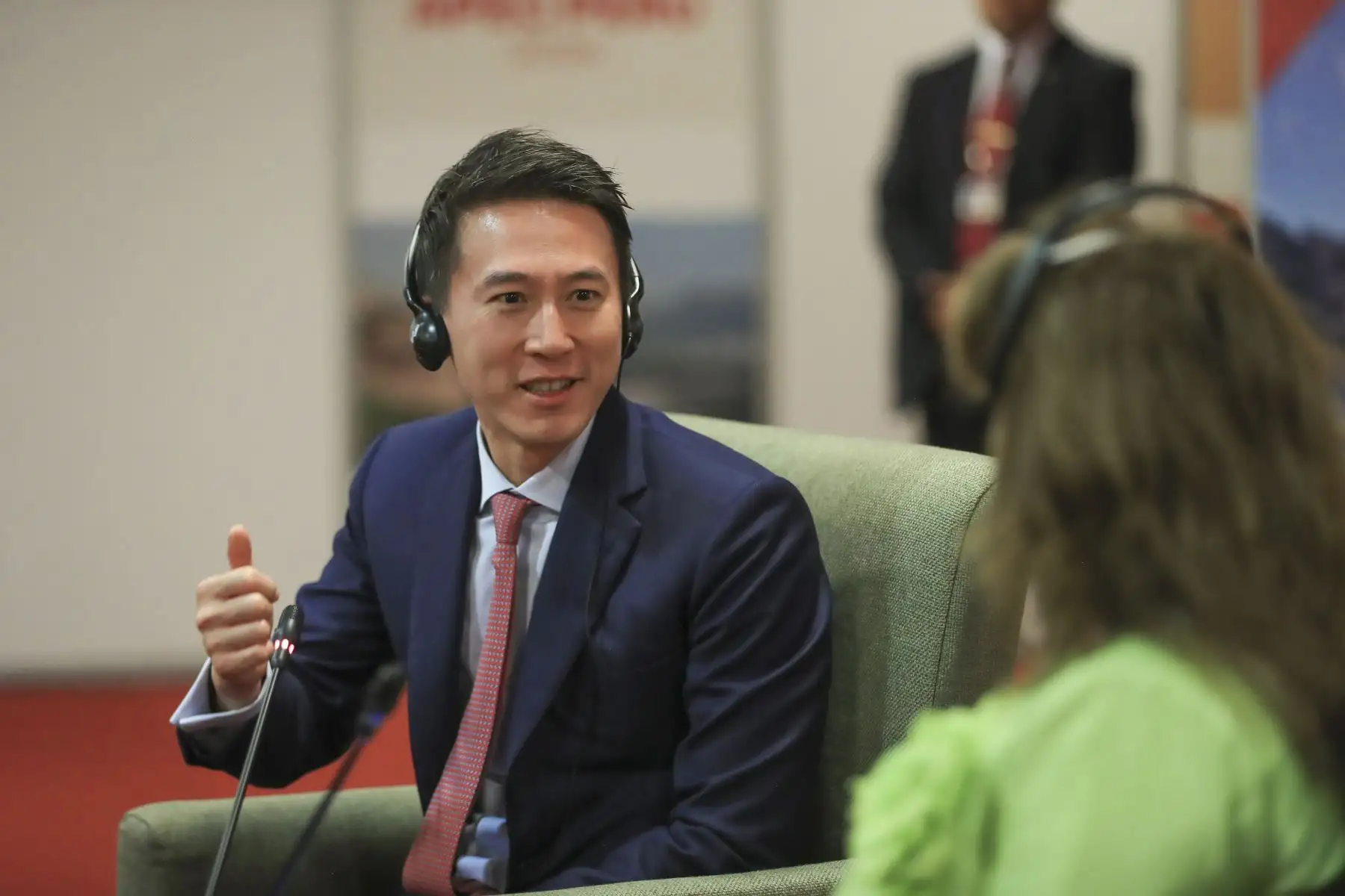 Encuentro bilateral entre la presidenta de la república, Dina Boluarte Zegarra, y el CEO de TIK TOK, Shou Chew, en el marco de la Cumbre de Líderes APEC PERÚ 2024. Foto: ANDINA/ Prensa Presidencia