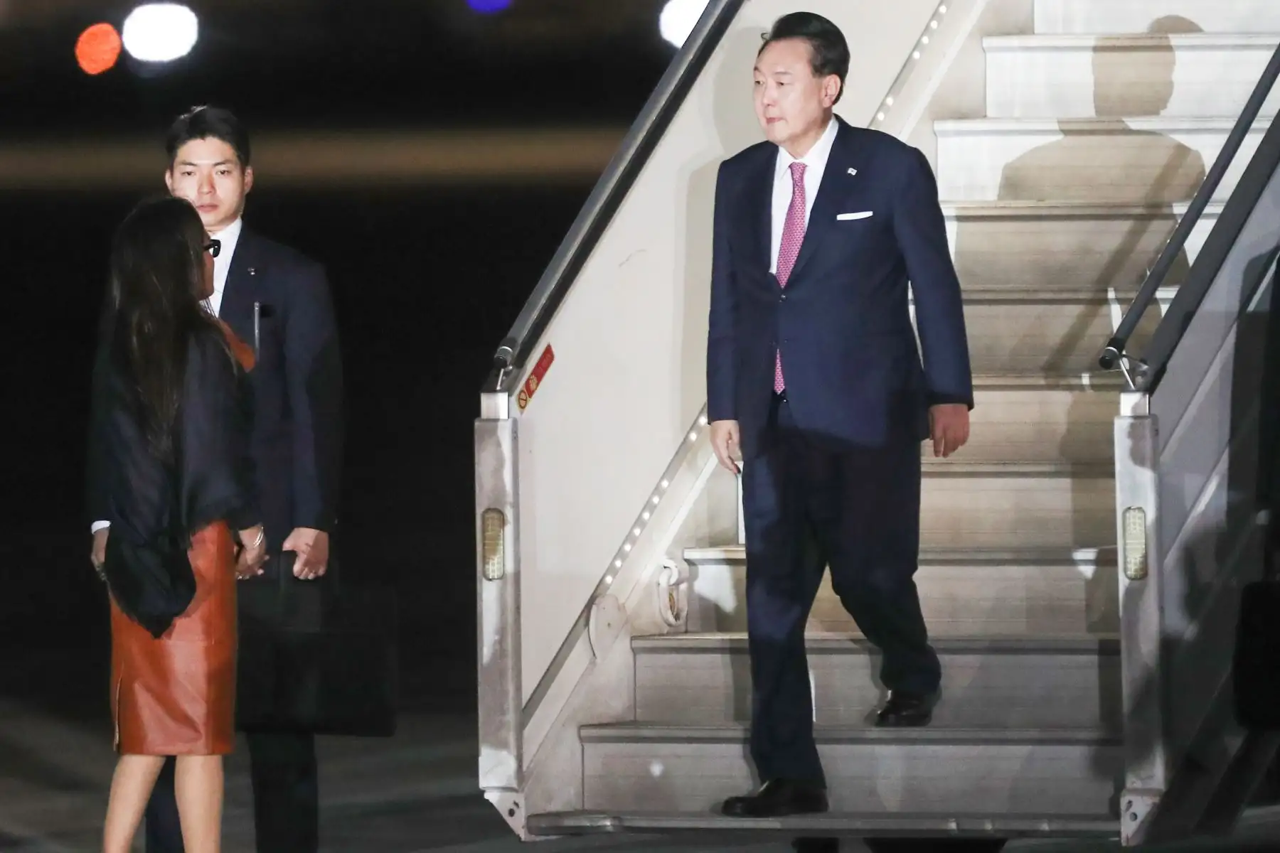 El presidente de Corea del Sur, Yoon Suk Yeol, llega a Perú para asistir a la cumbre del Foro de Cooperación Económica Asia-Pacífico (APEC).  
Foto: ANDINA / Lino Chipana.