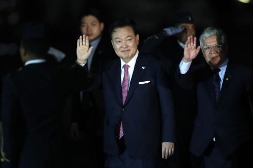 Presidente de Corea del Sur, Yoon Suk Yeol, llega al Perú para asistir a la cumbre del APEC