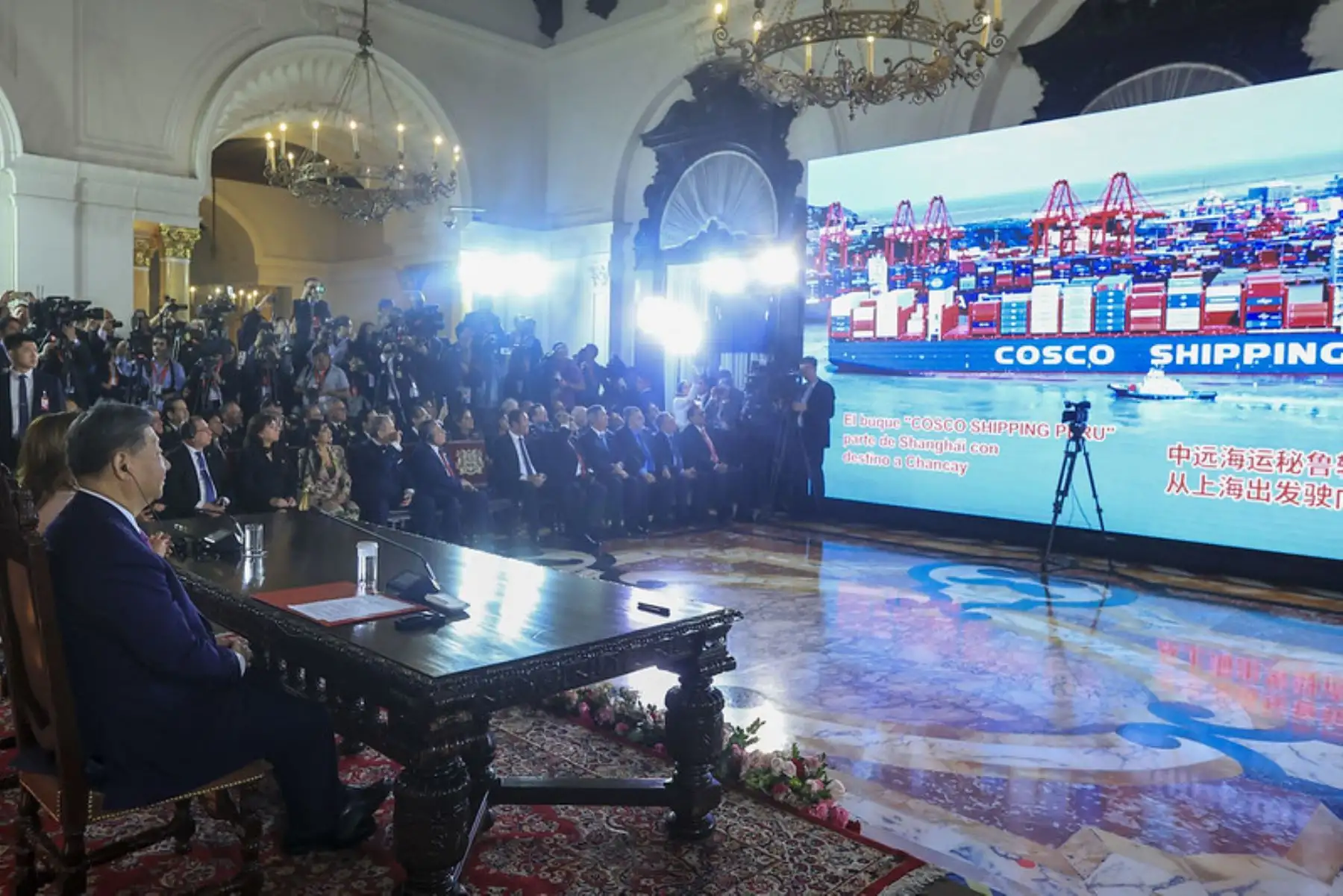 La presidenta de la república, Dina Boluarte, y su homólogo de la República Popular China, Xi Jinping, participan de la inauguración del Terminal Portuario Multipropósito de Chancay, ubicado unos 80 kilómetros al norte de Lima y construido por la empresa estatal china Cosco Shipping. Foto: ANDINA/ Prensa Presidencia