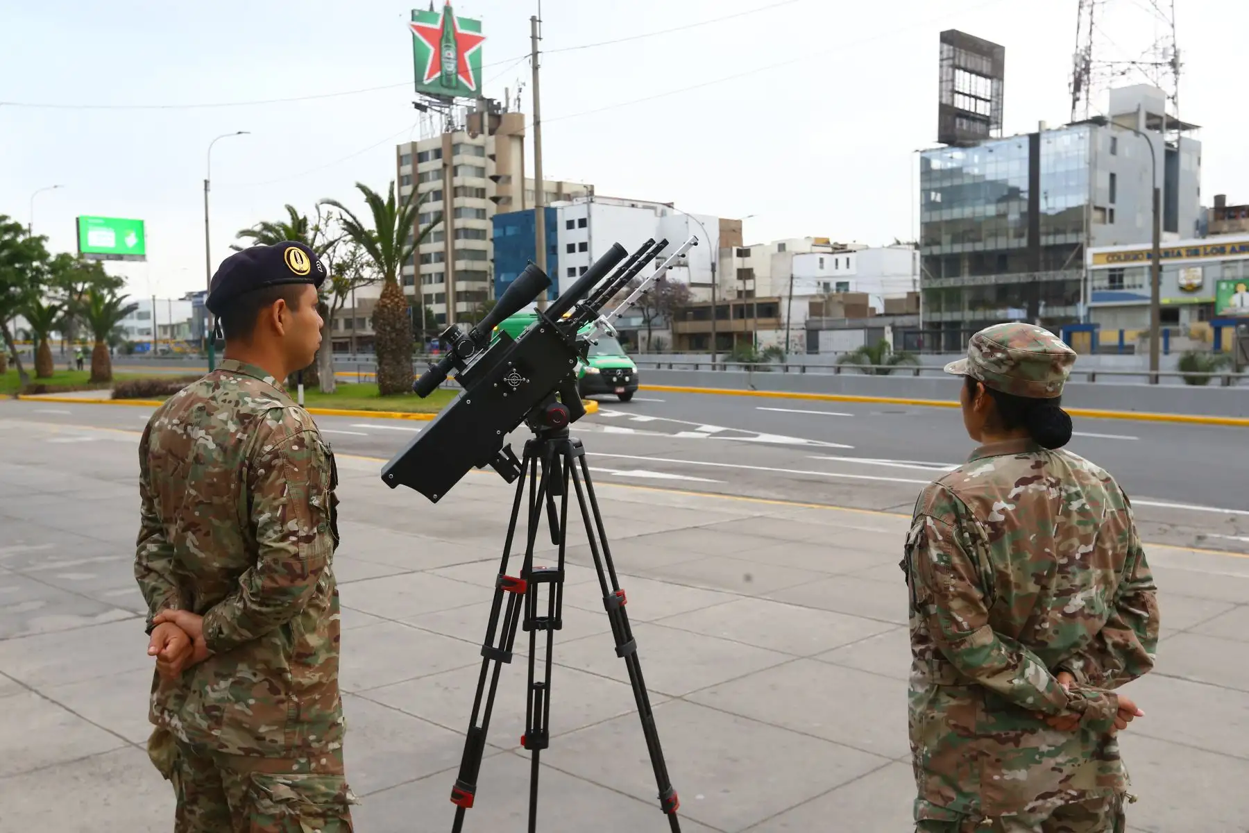 Medidas de seguridad en los exteriores del Centro de Convenciones y Ministerio de Cultura donde se realiza el APEC. Foto: ANDINA/Eddy Ramos