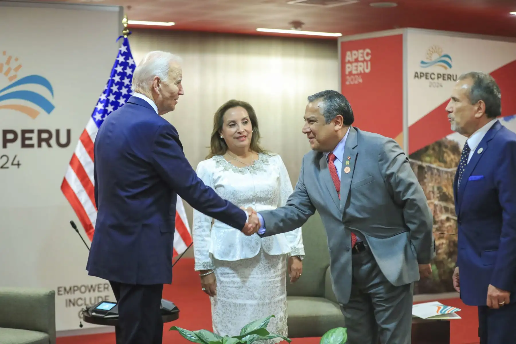 Presidenta Dina Boluarte se reúne con el mandatario de Estados Unidos, Joe Biden. Foto: ANDINA/Prensa Presidencia