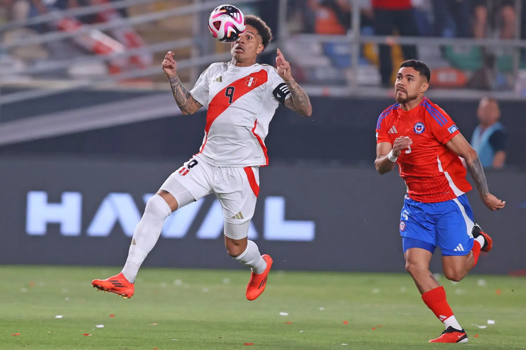 Paolo Guerrero, delantero de la selección peruana de fútbol. Foto: ANDINA / Carlos Lezama Villantoy