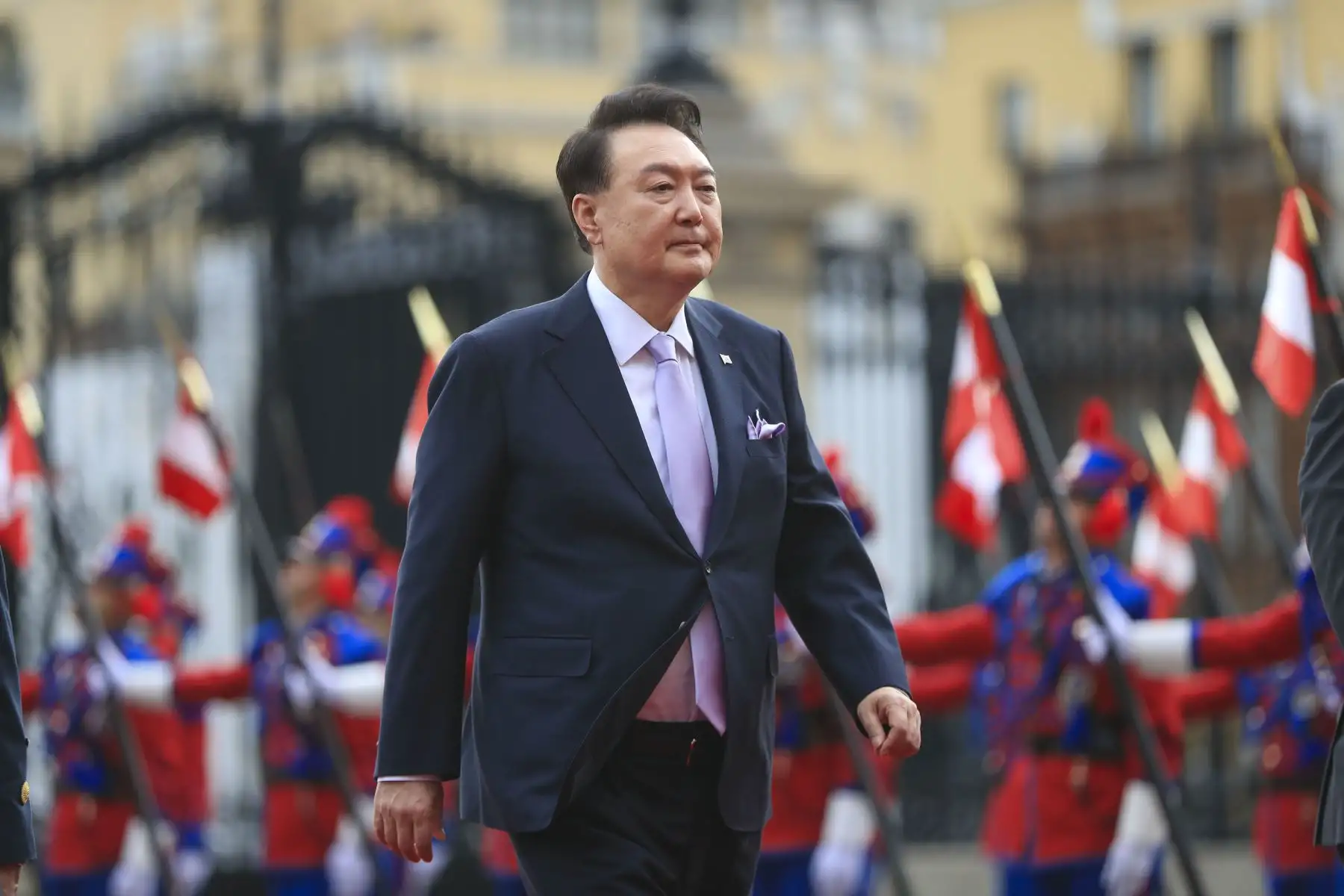 Presidenta de la república, Dina Ercilia Boluarte Zegarra, recibe al Presidente de la República de Corea, señor Yoon Suk-Yeol, en Palacio de Gobierno en el marco de la Cumbre de Líderes APEC Perú 2024. Foto: ANDINA/Prensa Presidencia