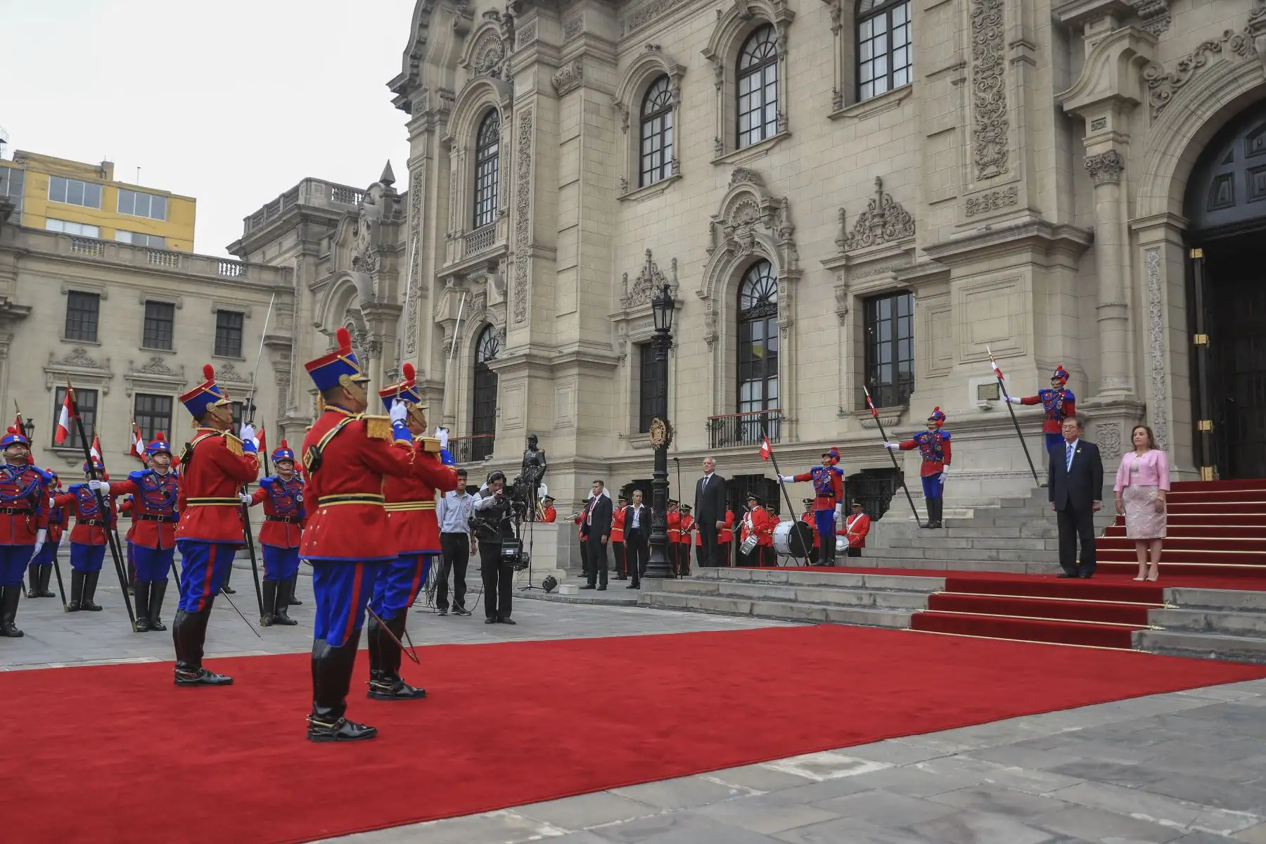 La presidenta de la república, Dina Ercilia Boluarte Zegarra, recibe al primer ministro de Japón, Shigeru Ishiba, en Palacio de Gobierno. Foto: ANDINA/Prensa Presidencia