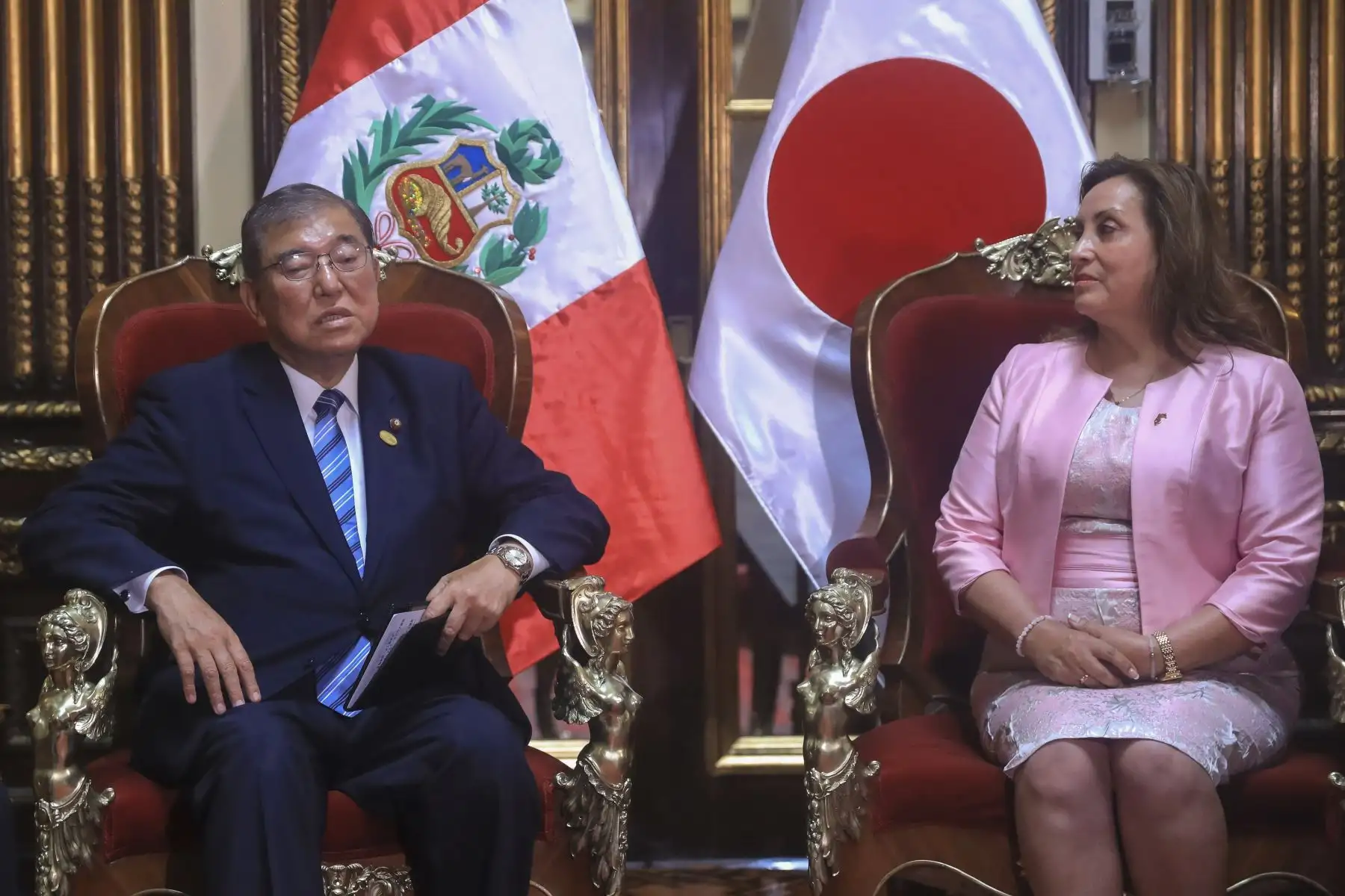 La presidenta de la república, Dina Ercilia Boluarte Zegarra, recibe al primer ministro de Japón, Shigeru Ishiba, en Palacio de Gobierno. Foto: ANDINA/Prensa Presidencia