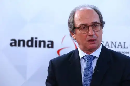 Felipe James destacó que la industria es uno de los principales sectores que impulsan el desarrollo de la economía nacional. ANDINA/Eddy Ramos