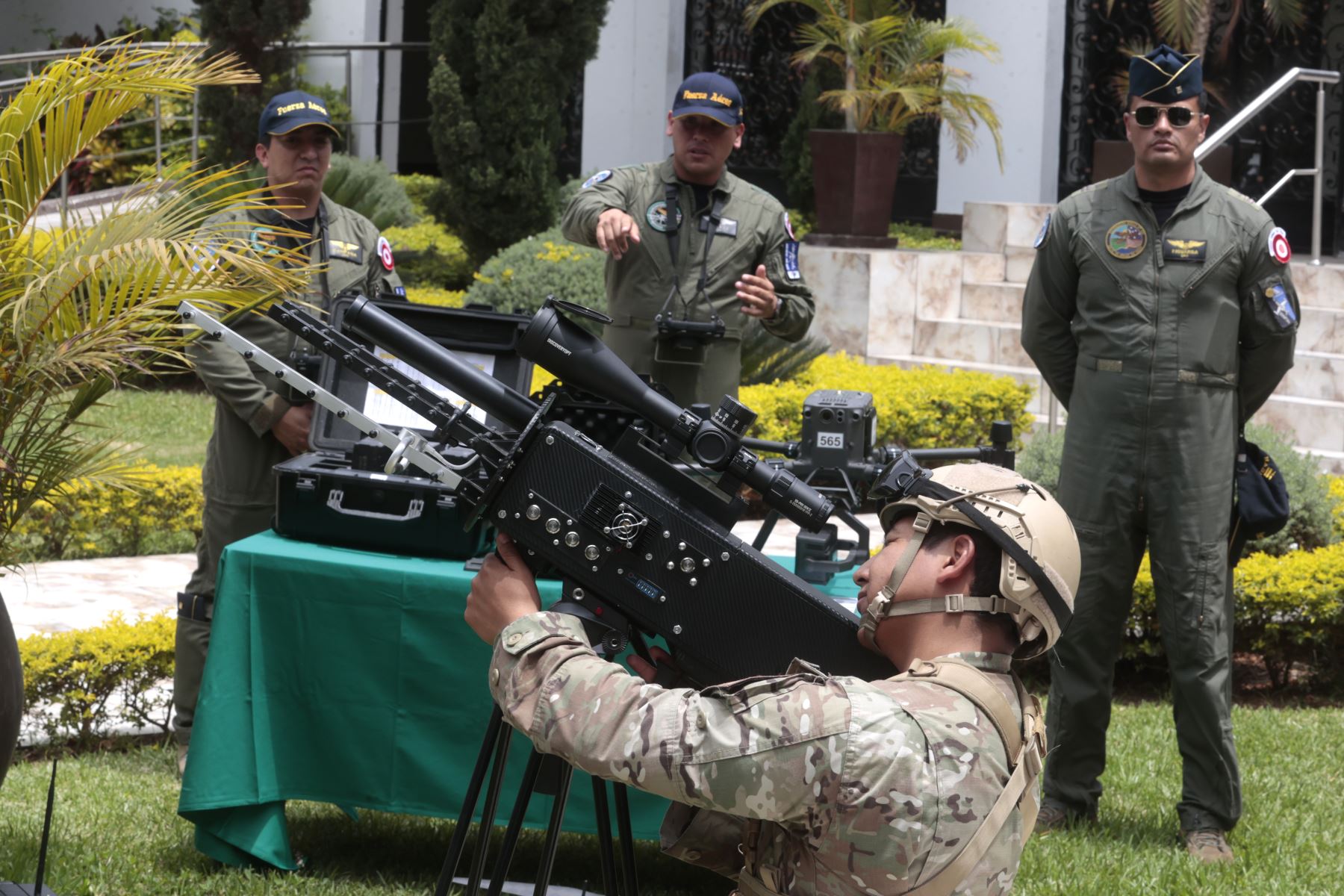 La Fuerza Aérea del Perú anuncia la Feria Internacional “SITDRONE Perú 2024 – Aire y Espacio”. Foto: ANDINA/Vidal Tarqui