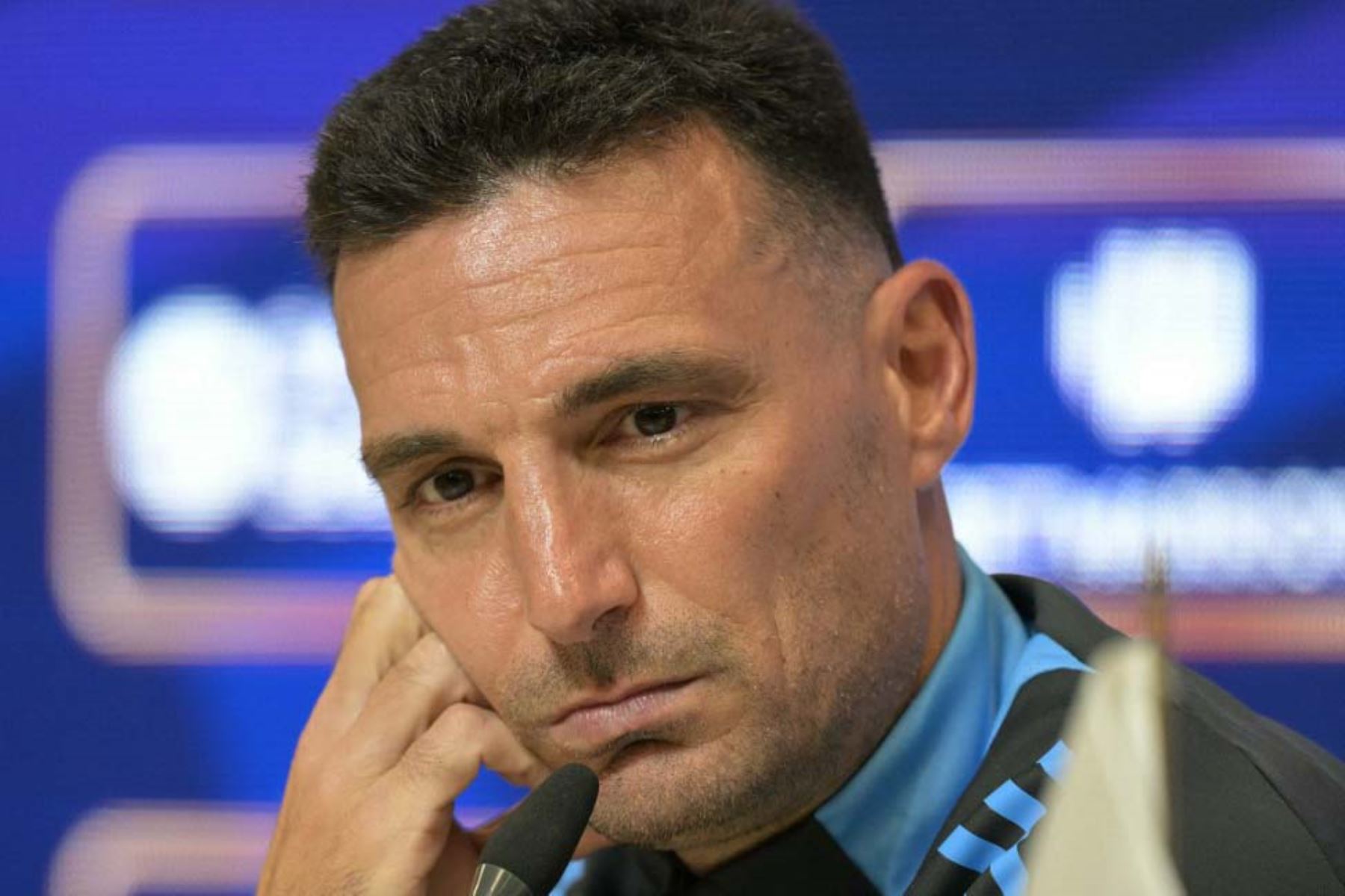 Lionel Scaloni, técnico de Argentina, habló de Perú antes de trascendental choque. Foto: AFP