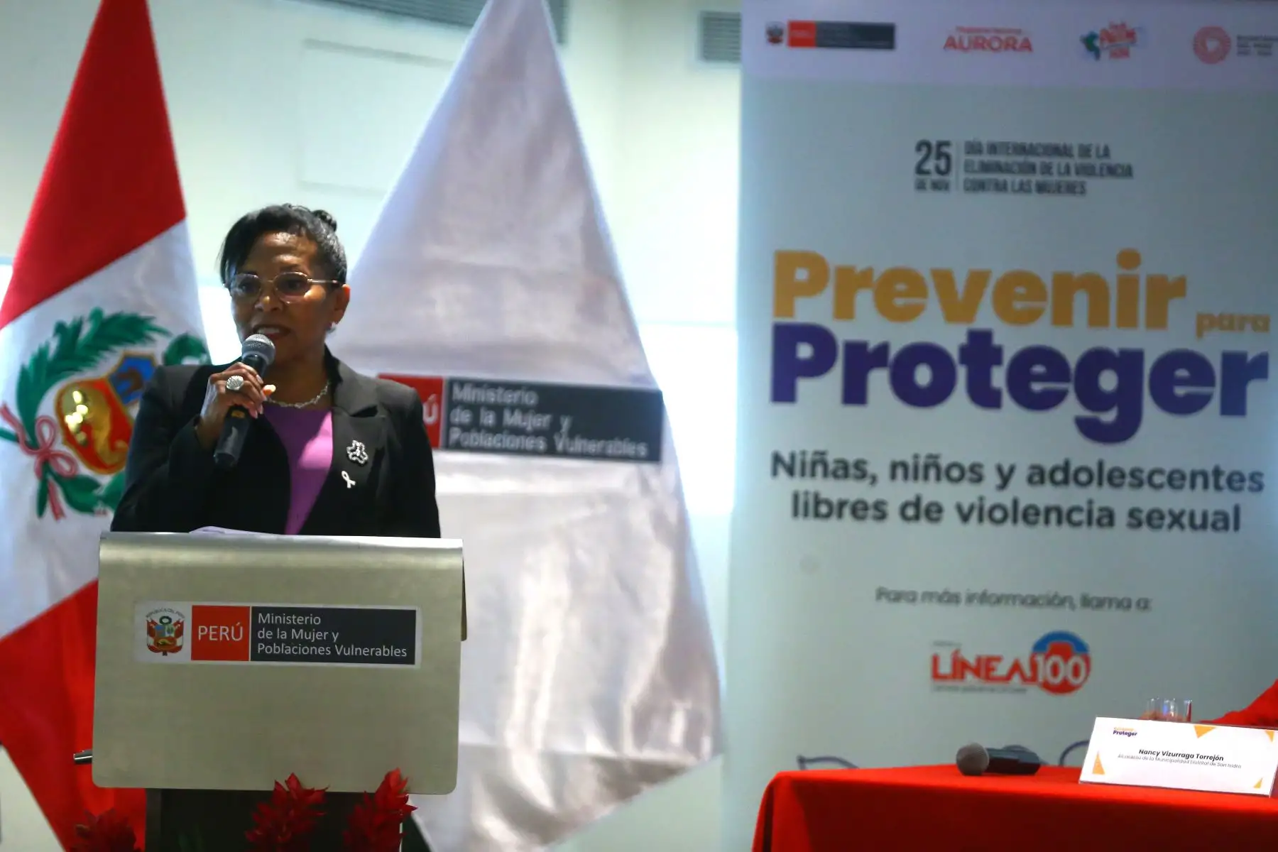 Ministerio de la Mujer y Poblaciones Vulnerables realiza el lanzamiento y la adhesión a la campaña “Prevenir para Proteger”, donde participarán ministros de Estado e instituciones de la sociedad civil, como parte del Día Internacional de la Eliminación de la Violencia contra las Mujeres.
Foto: ANDINA/ Eddy Ramos