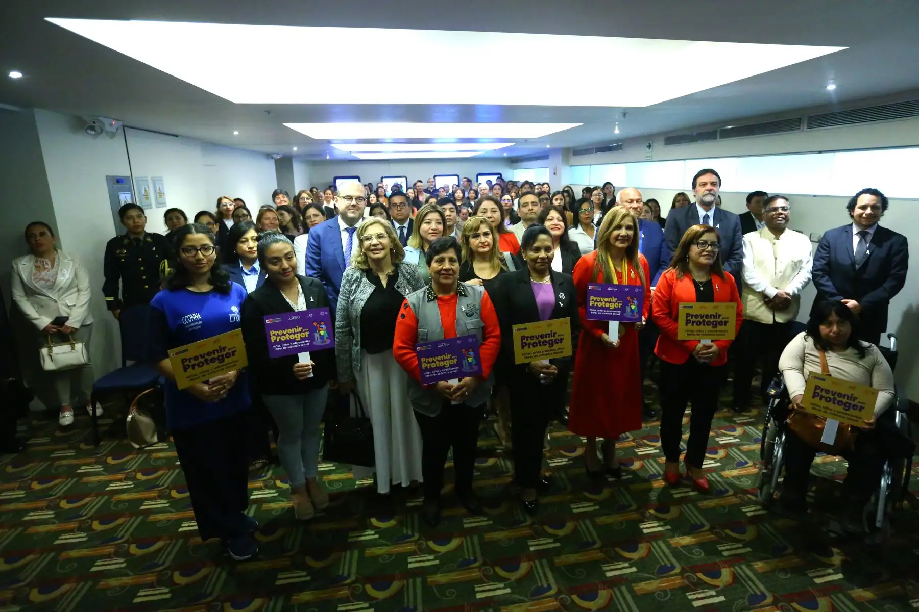 Ministerio de la Mujer y Poblaciones Vulnerables realiza el lanzamiento y la adhesión a la campaña “Prevenir para Proteger”, donde participarán ministros de Estado e instituciones de la sociedad civil, como parte del Día Internacional de la Eliminación de la Violencia contra las Mujeres.
Foto: ANDINA/ Eddy Ramos